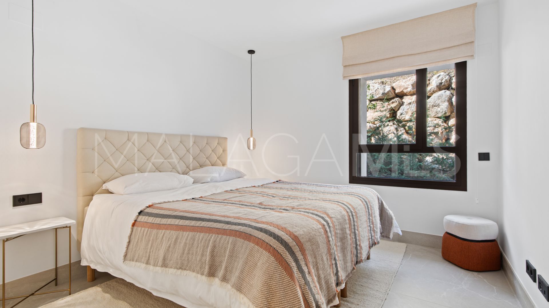 Lägenhet for sale in Istan