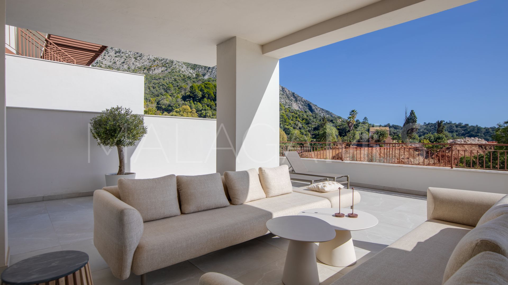 Lägenhet for sale in Istan