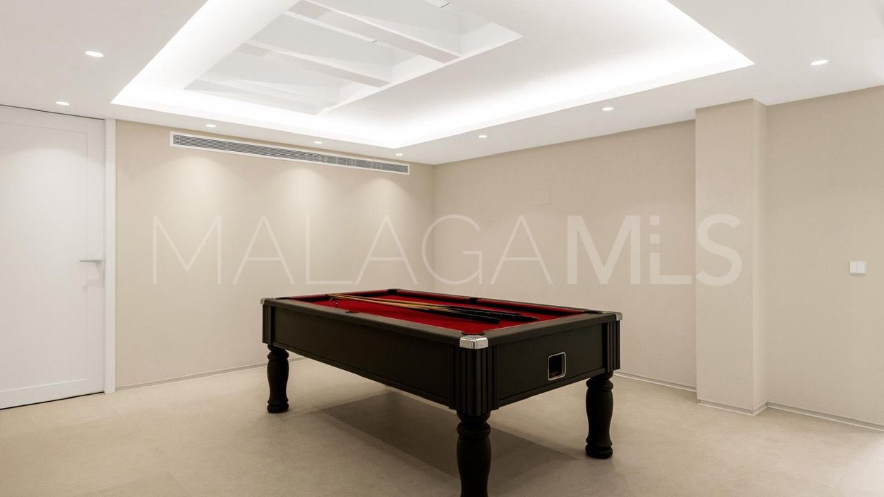 Villa for sale in Guadalmina Alta