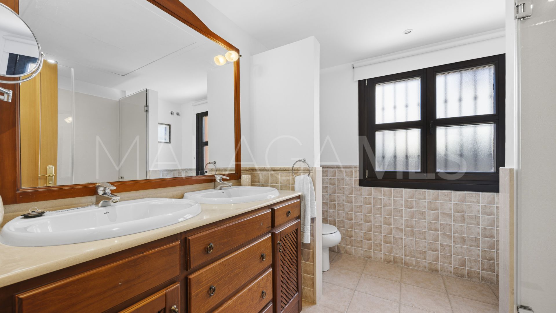 Villa for sale in Guadalmina Alta