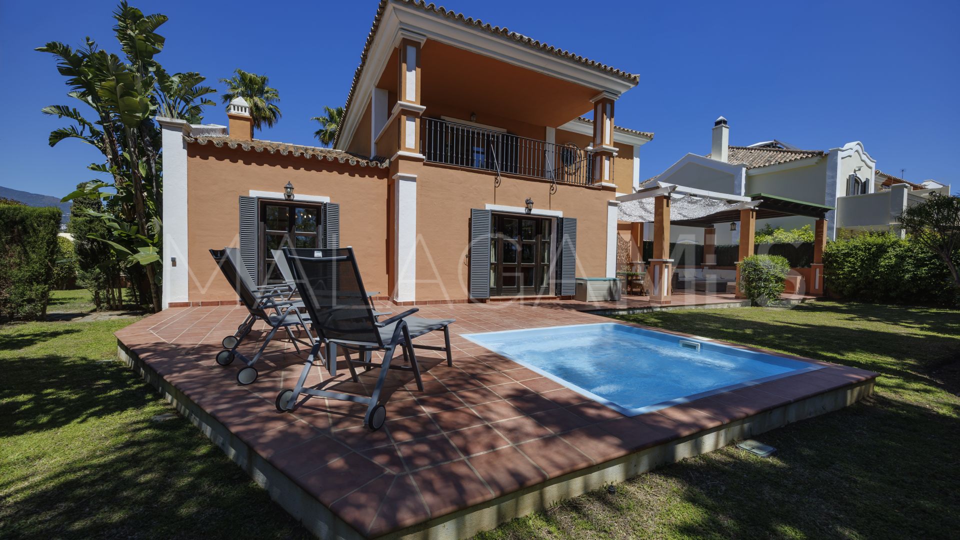 Villa for sale in Guadalmina Alta