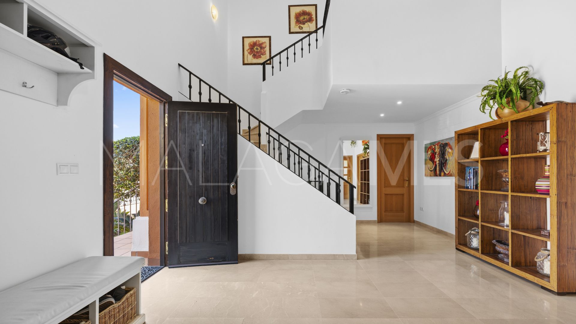 Villa for sale in Guadalmina Alta