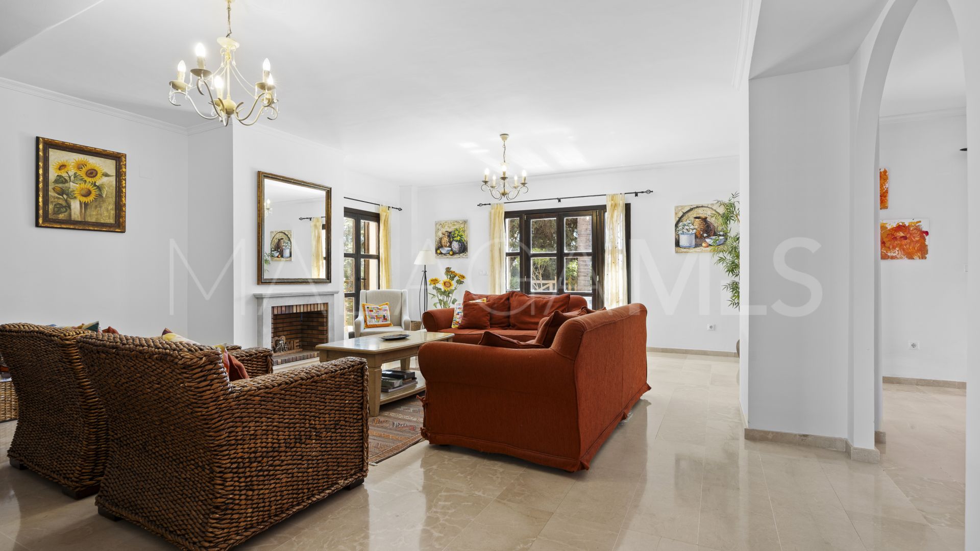 Villa for sale in Guadalmina Alta