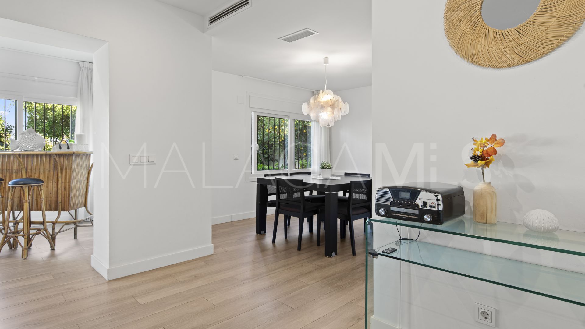 Villa for sale in Guadalmina Alta