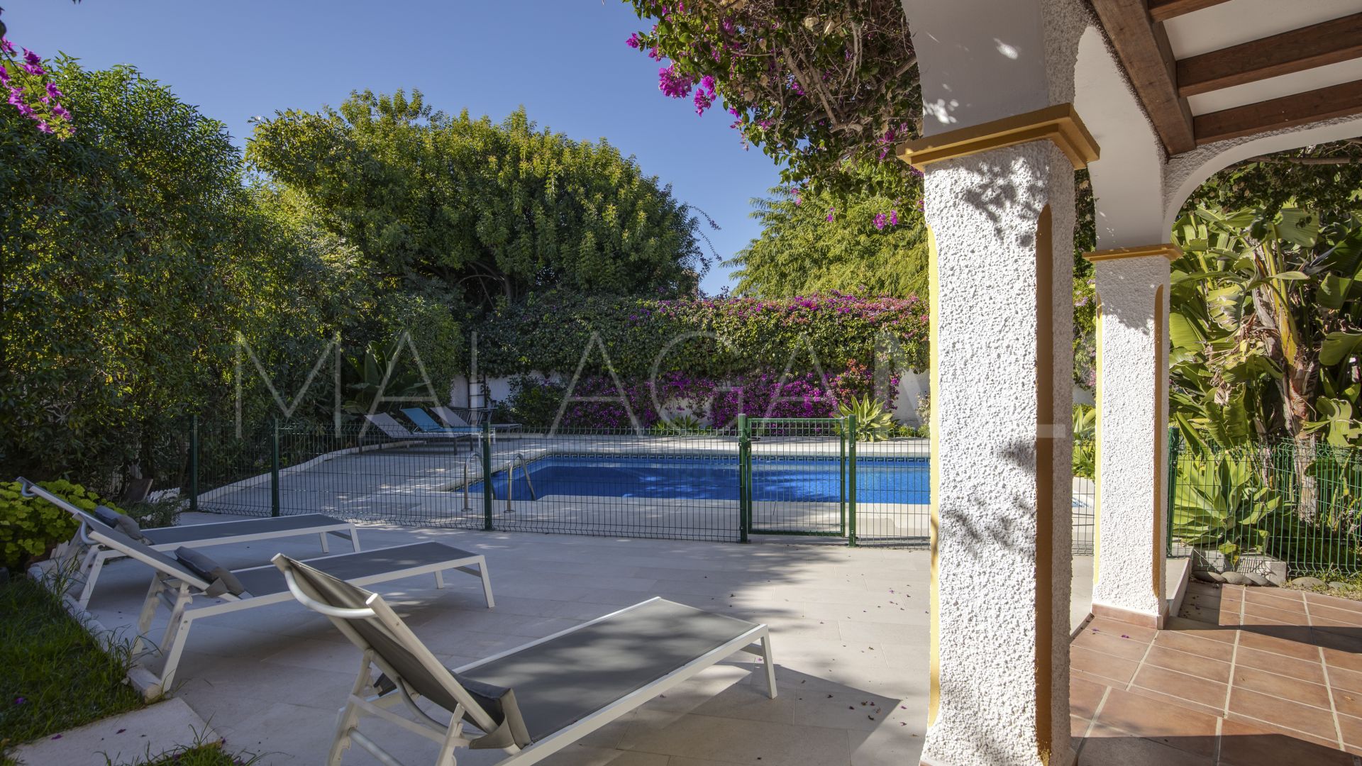 Villa for sale in Guadalmina Alta