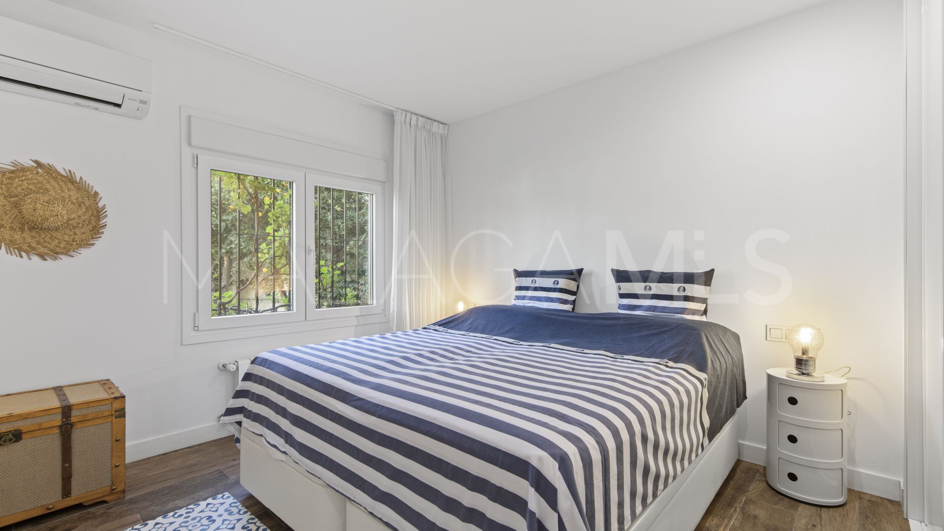 Villa for sale in Guadalmina Alta