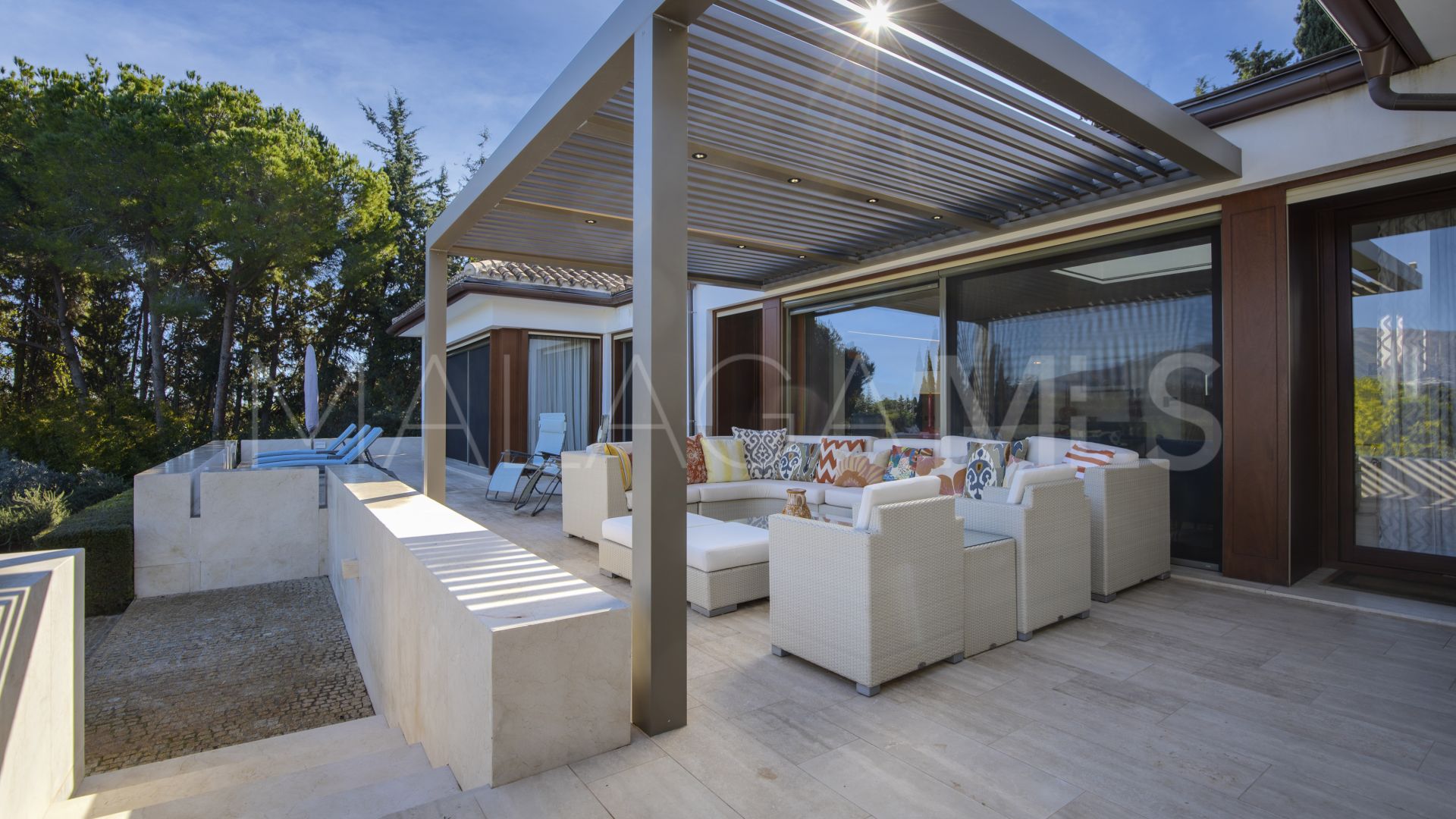Villa for sale in Guadalmina Alta