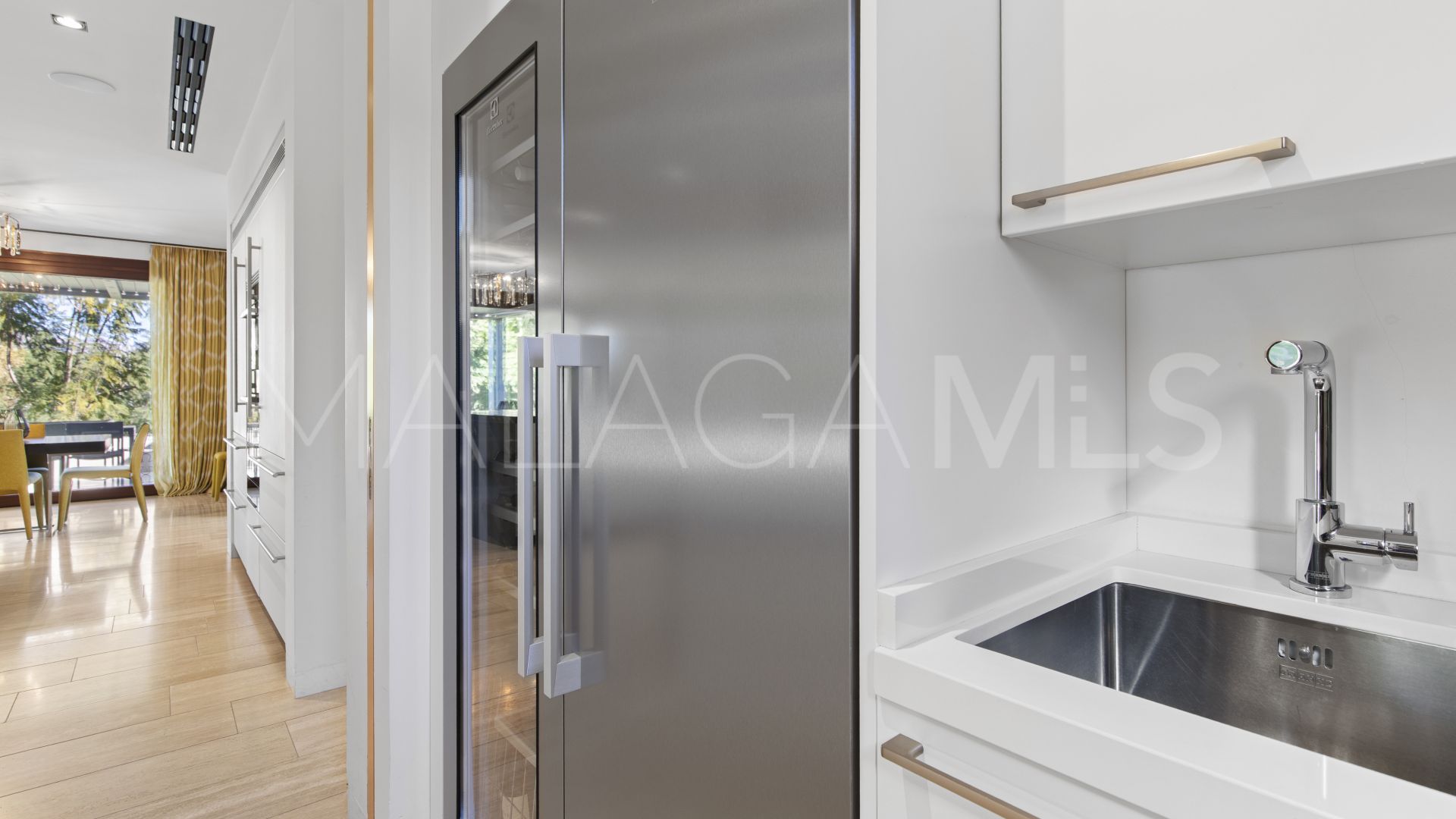 Villa for sale in Guadalmina Alta