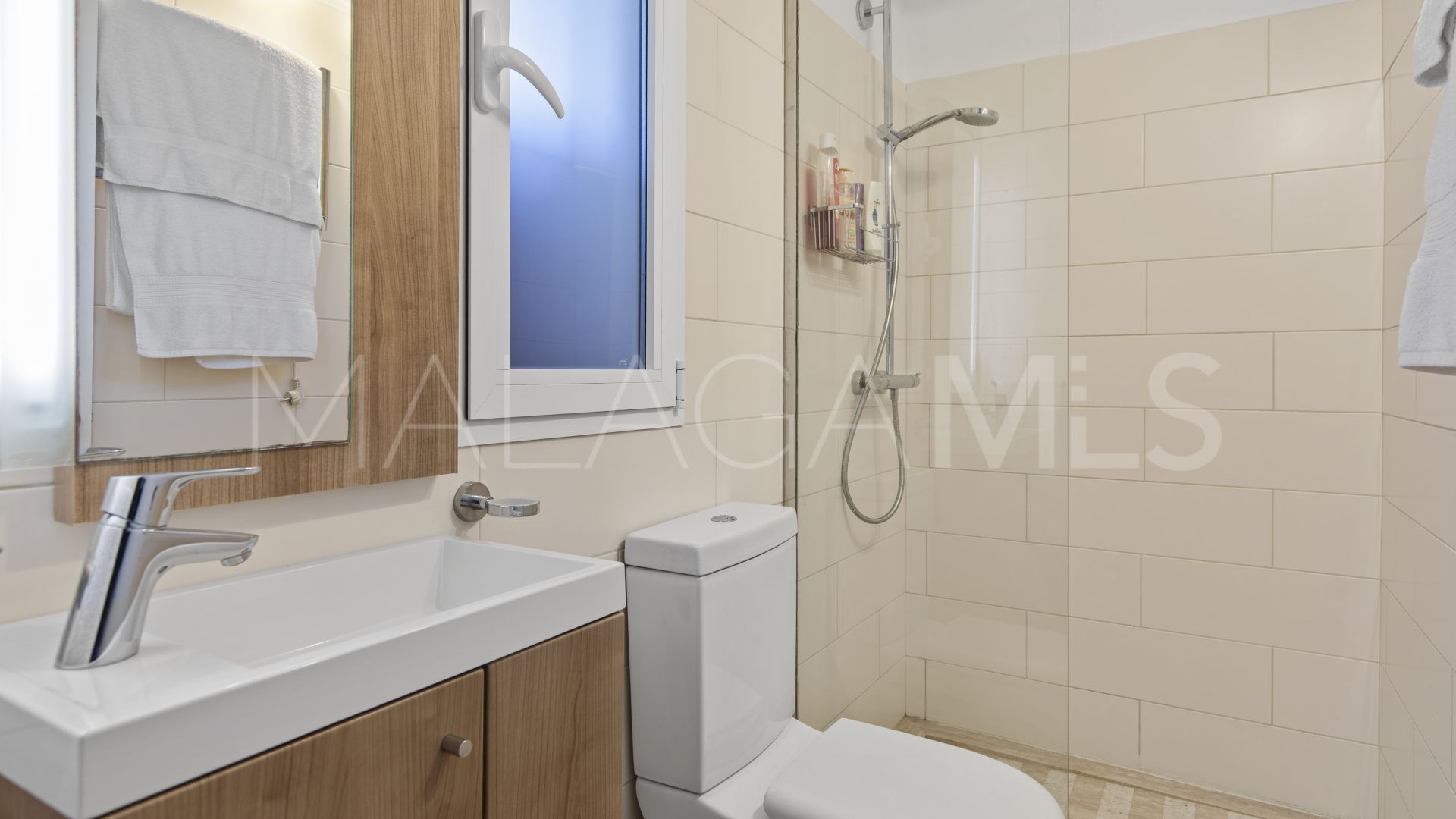 Villa for sale in Guadalmina Alta