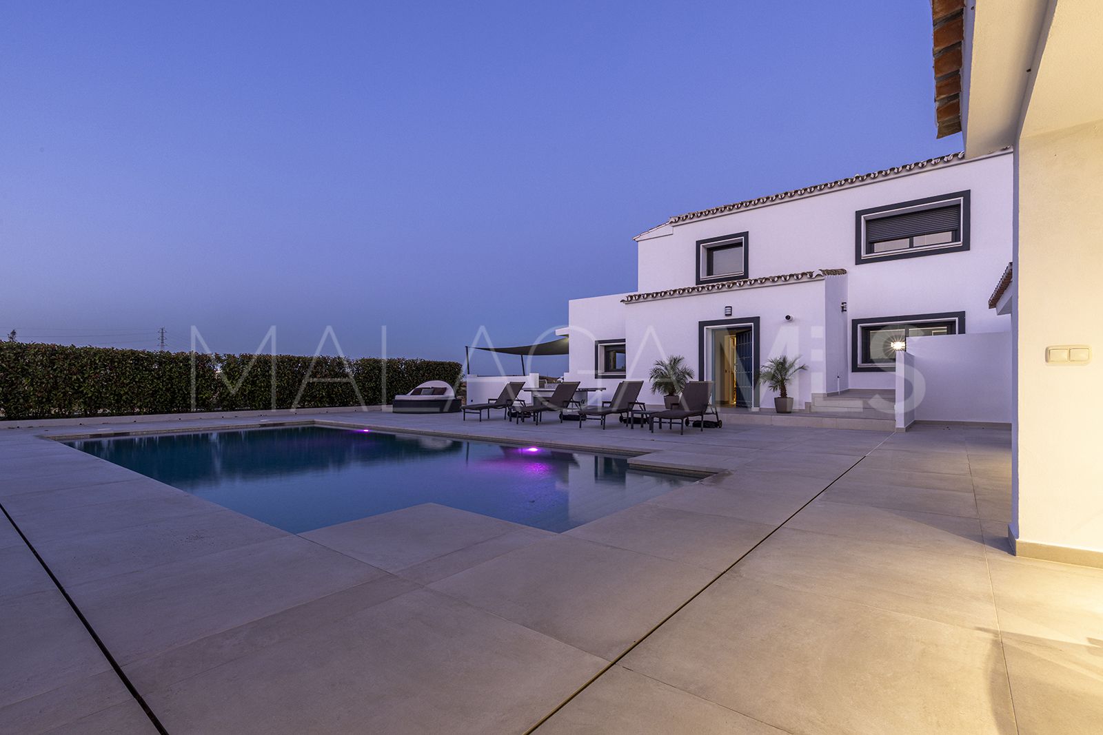 Villa de 4 bedrooms for sale in Casares