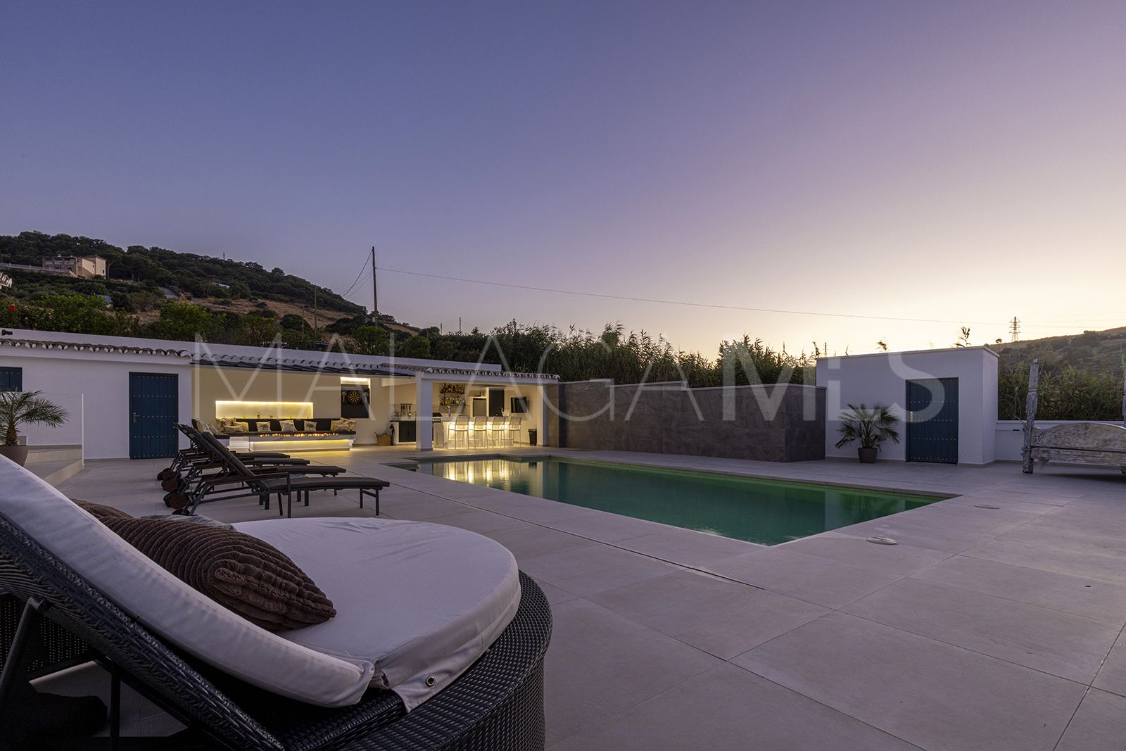 Villa de 4 bedrooms for sale in Casares