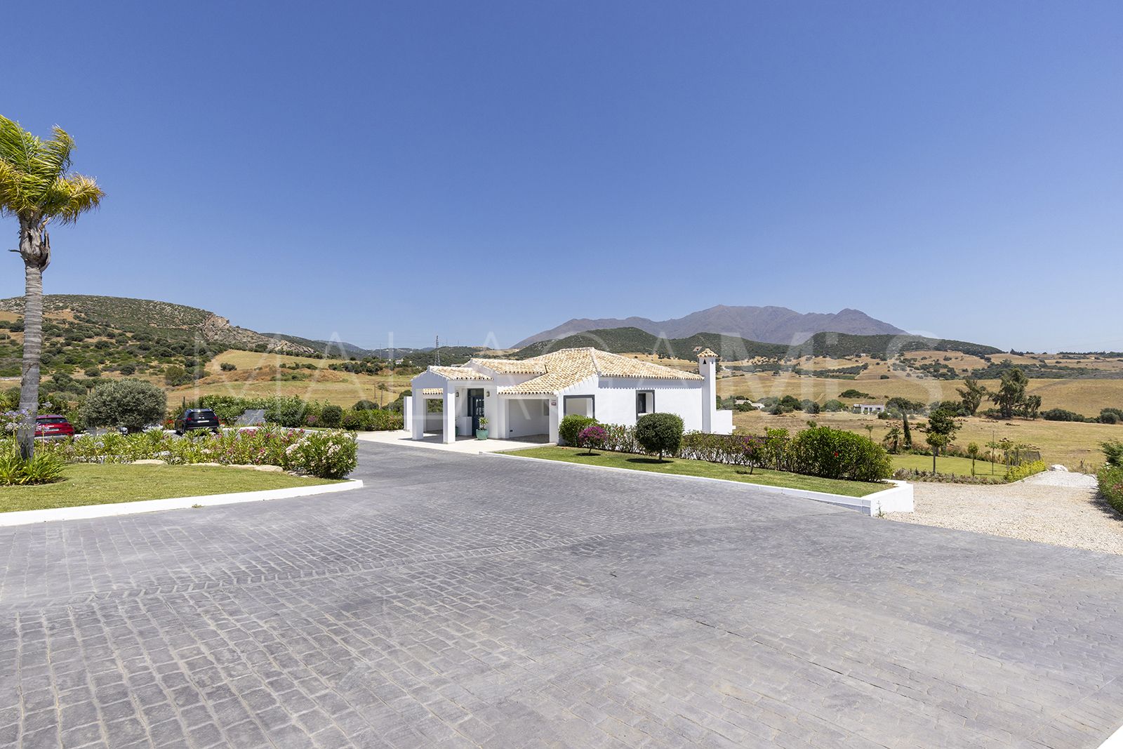 Villa de 4 bedrooms for sale in Casares