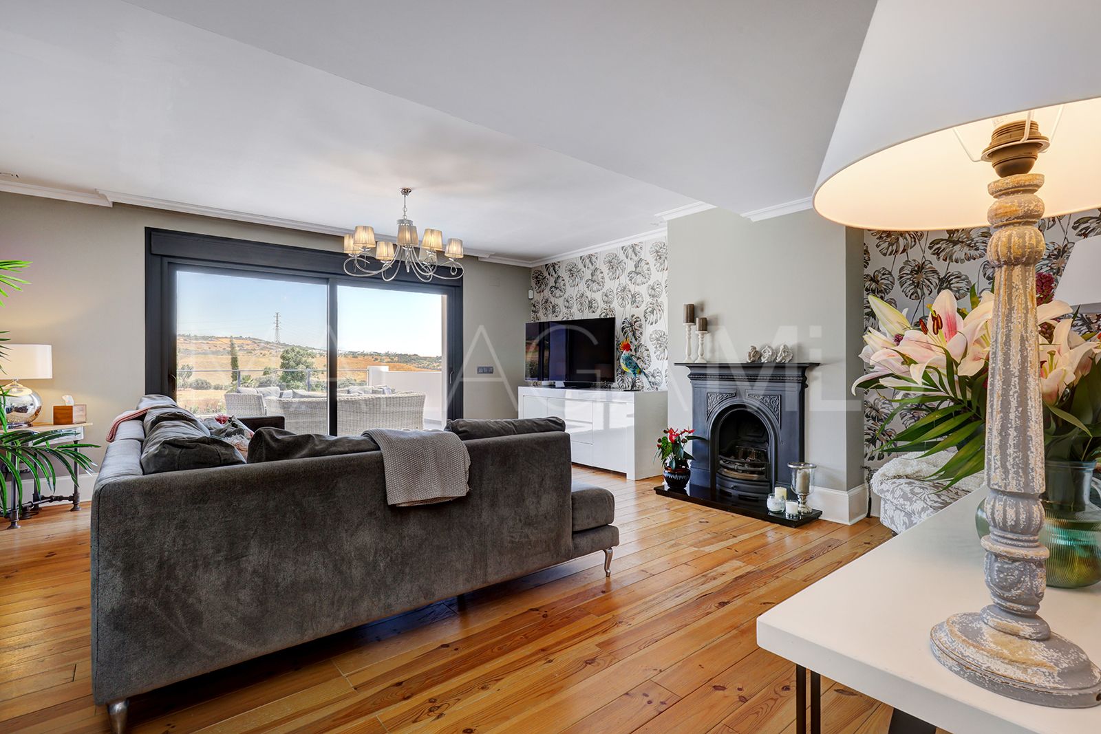 Villa de 4 bedrooms for sale in Casares