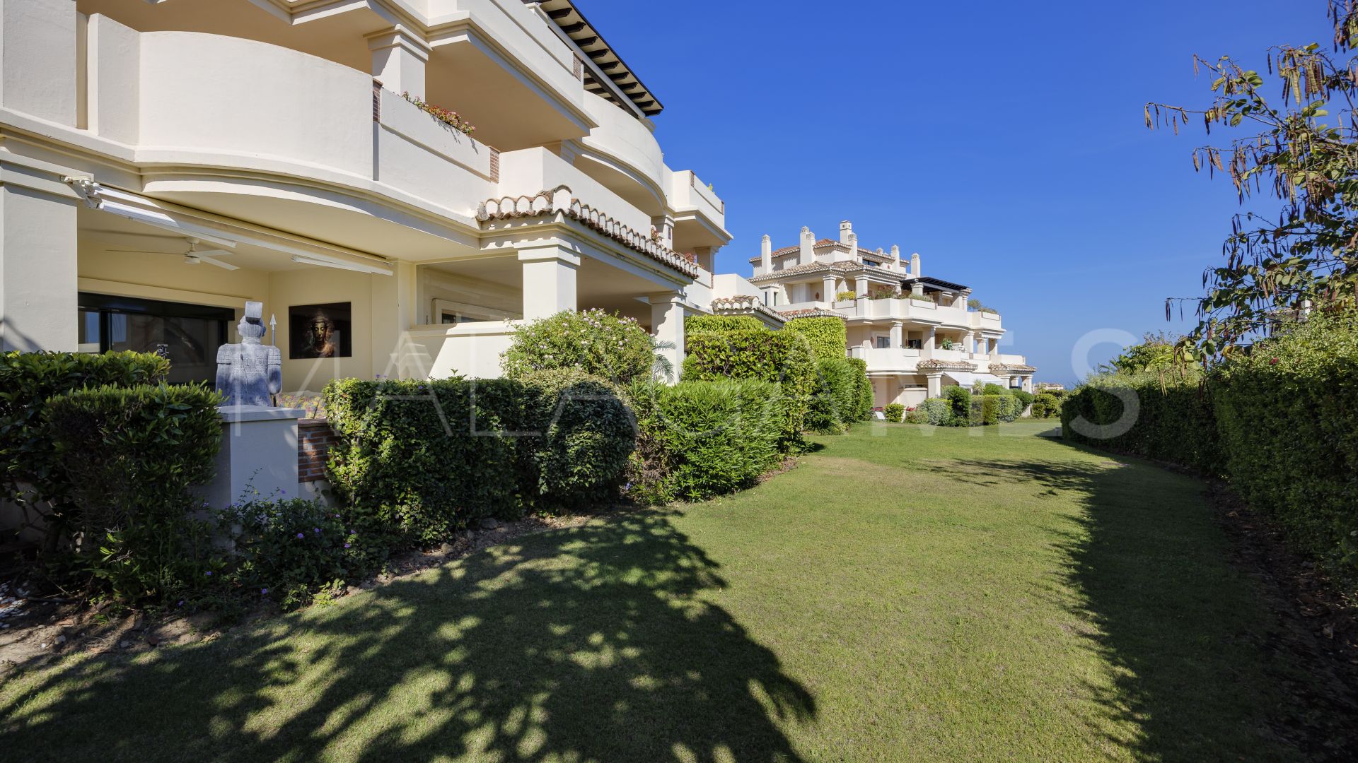 Markplanslägenhet for sale in Benahavis