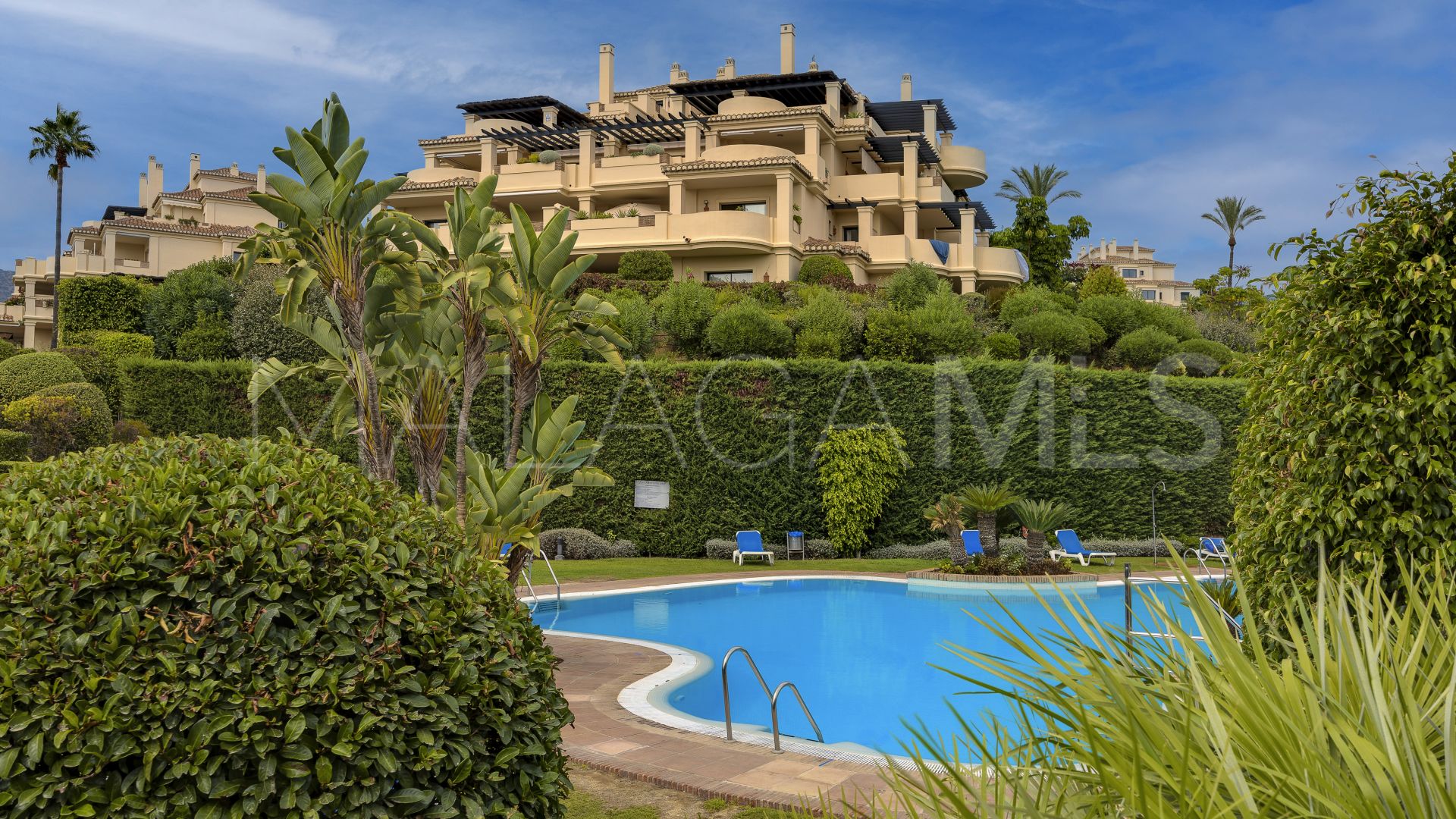 Markplanslägenhet for sale in Benahavis