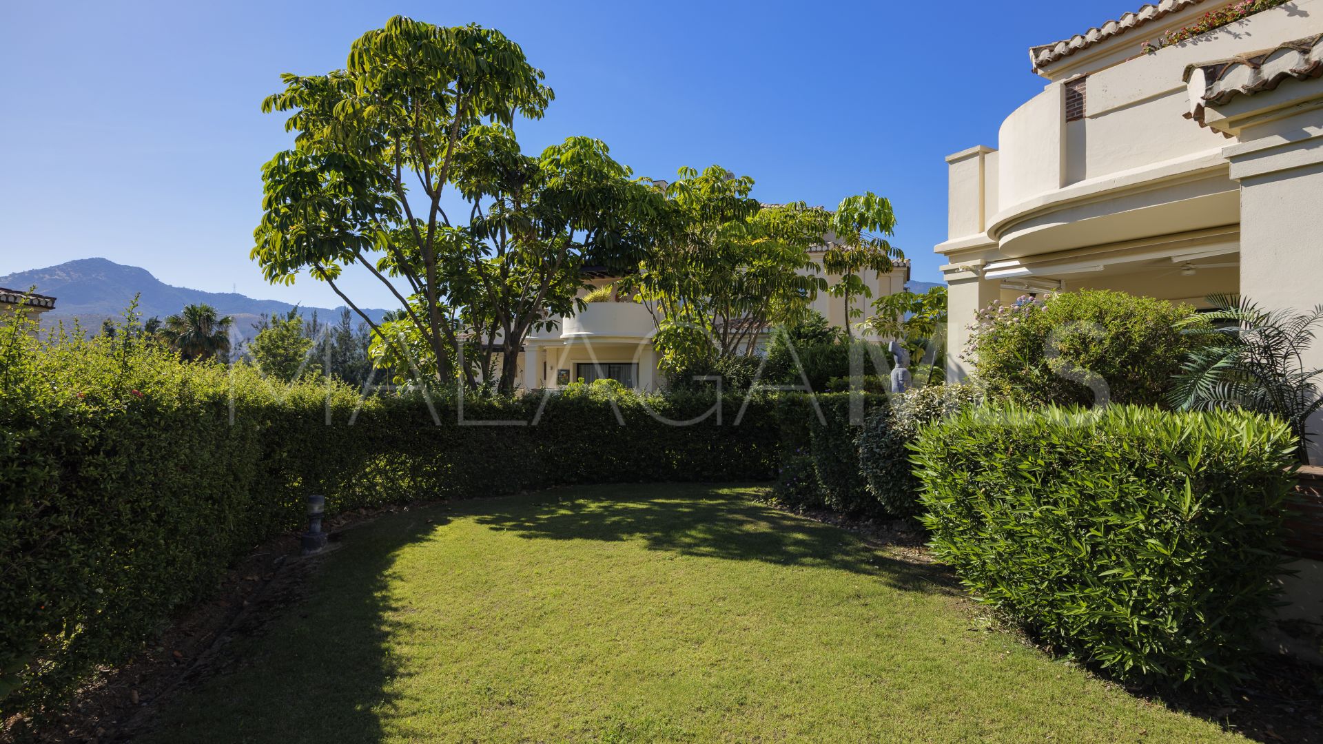 Markplanslägenhet for sale in Benahavis