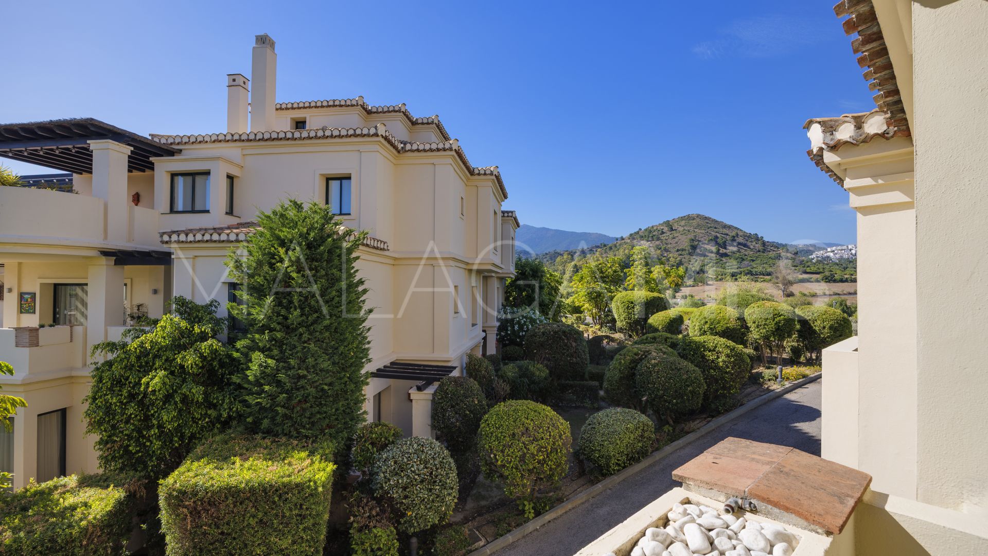 Markplanslägenhet for sale in Benahavis