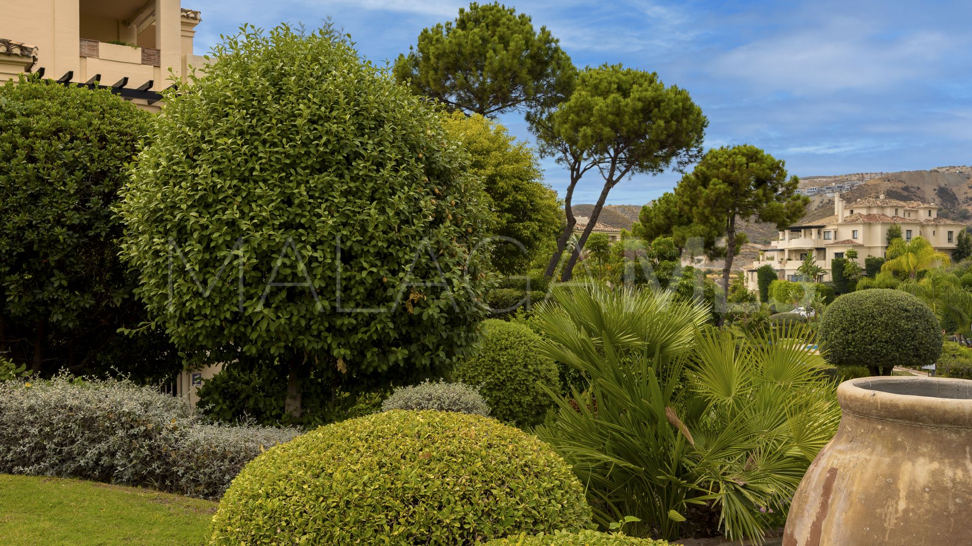 Markplanslägenhet for sale in Benahavis
