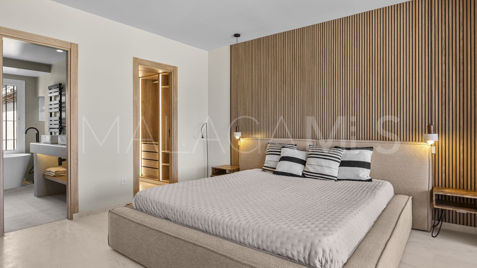 Buy Nueva Atalaya duplex penthouse with 3 bedrooms