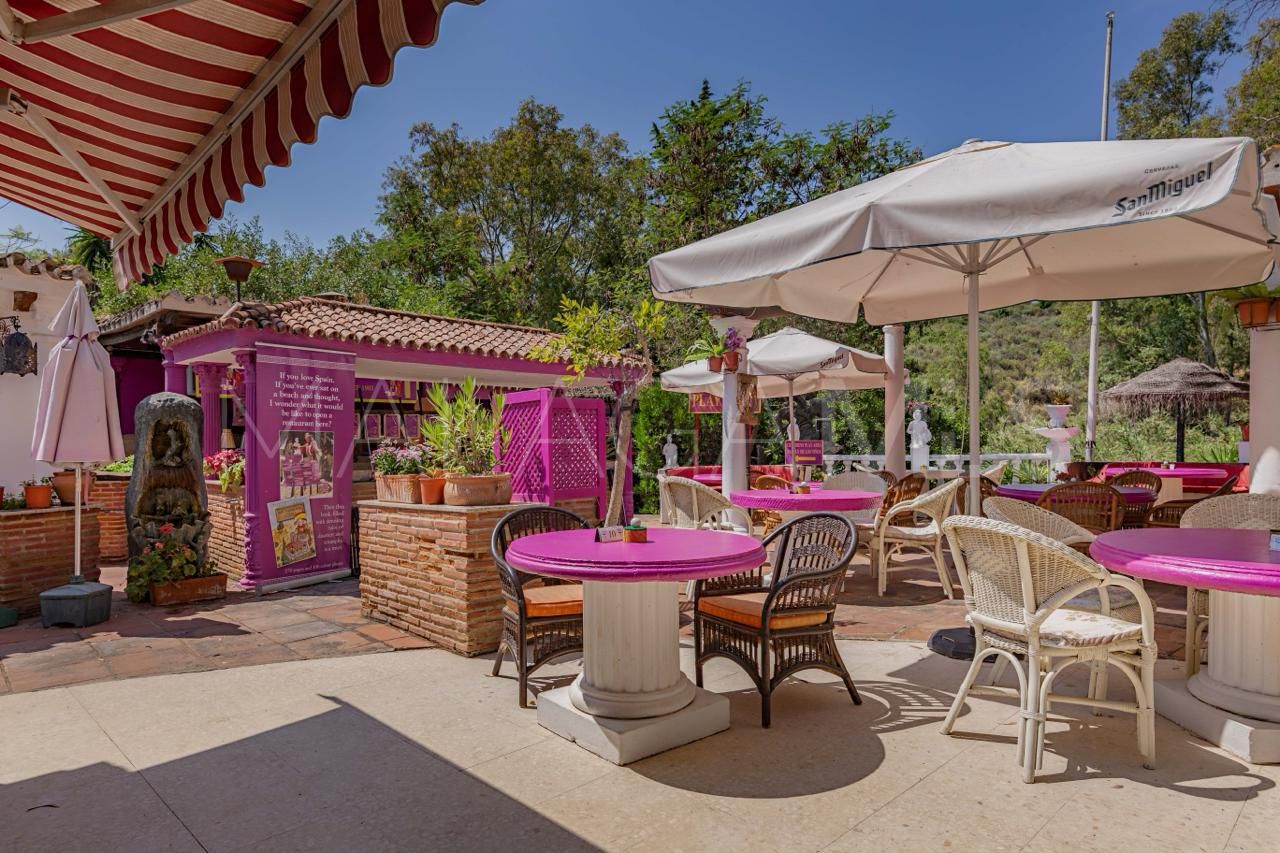Finca for sale in Manilva