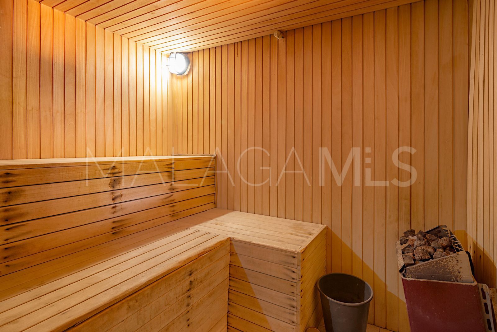 Finca for sale in Manilva