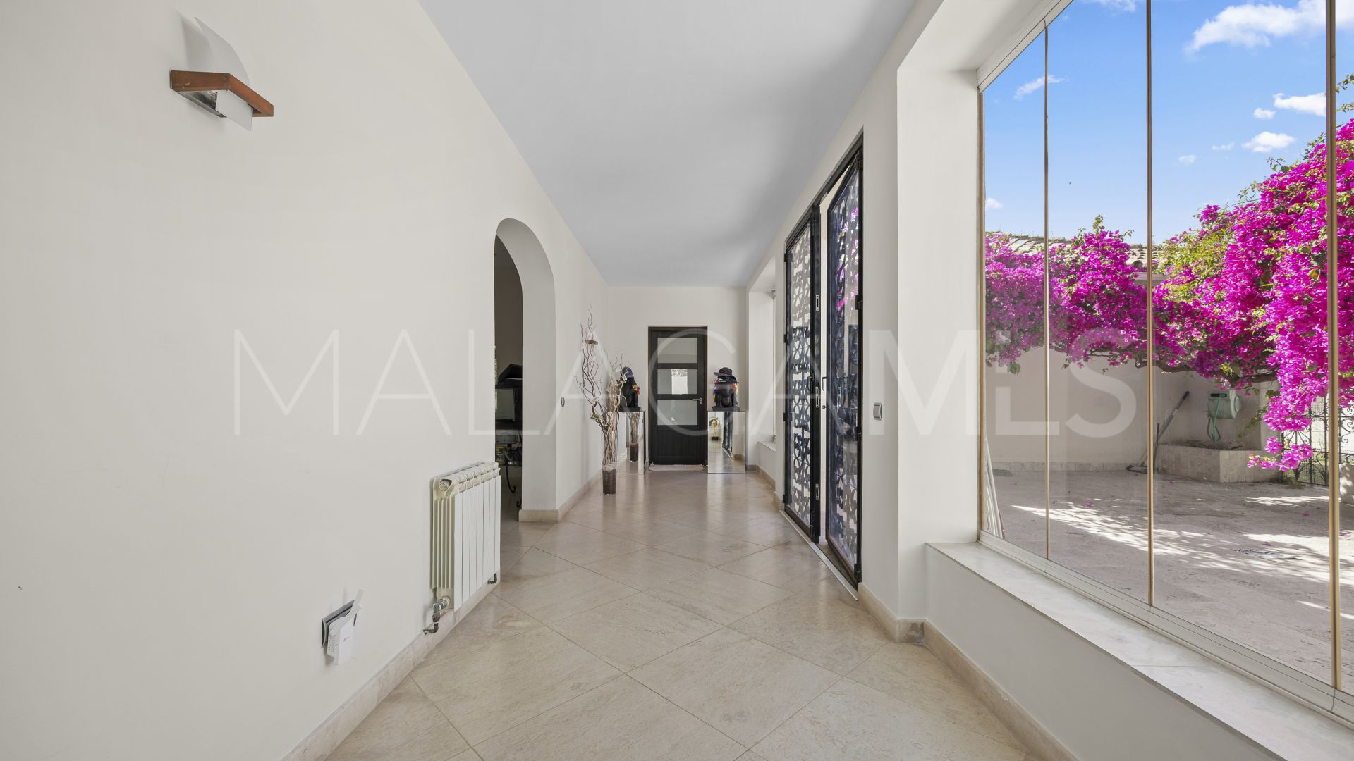 Villa for sale in Bel Air