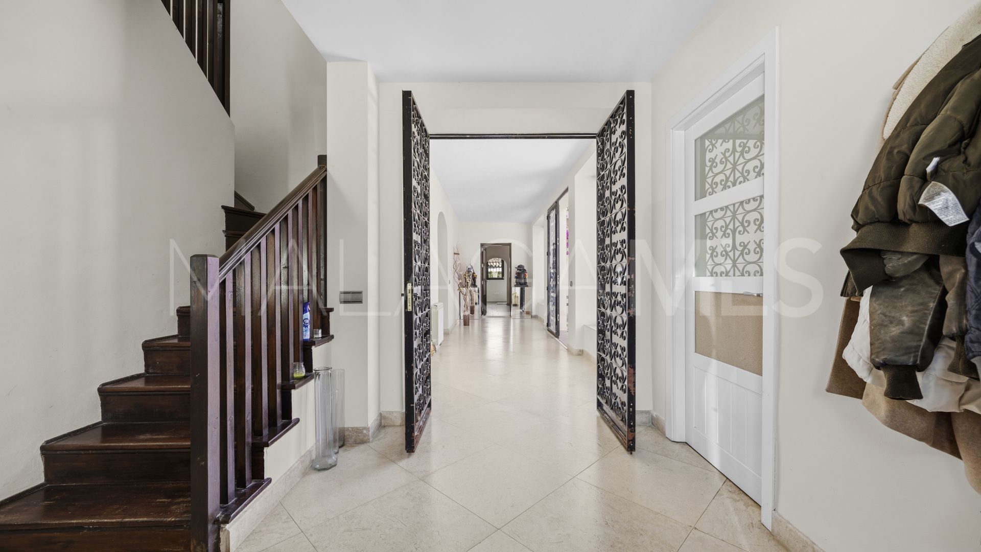 Villa for sale in Bel Air