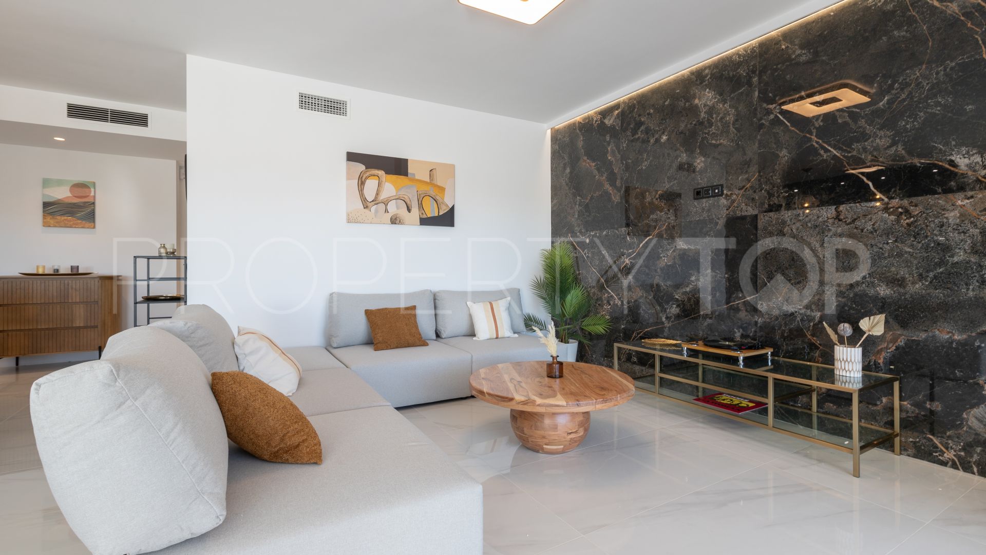 Guadalmina Baja, atico duplex en venta de 4 dormitorios