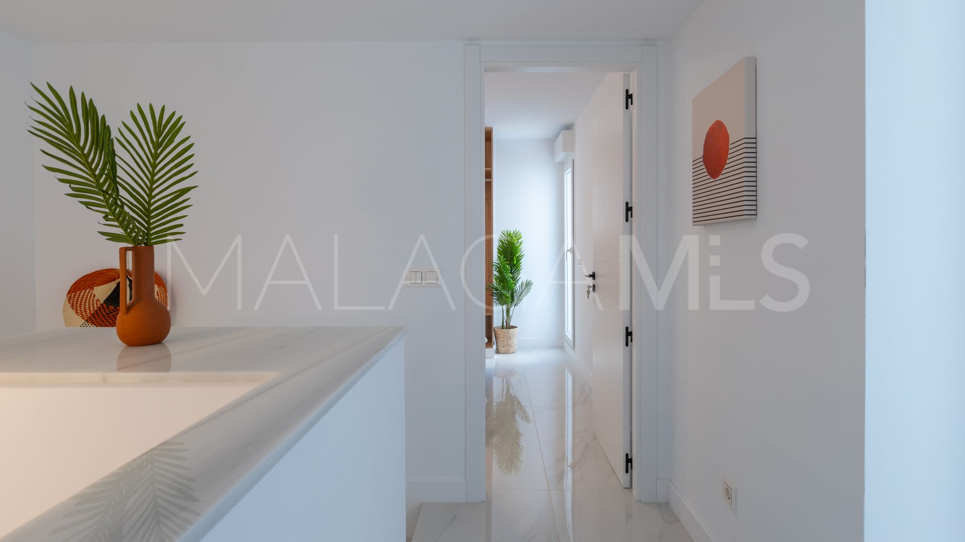 Duplex penthouse for sale in Guadalmina Baja