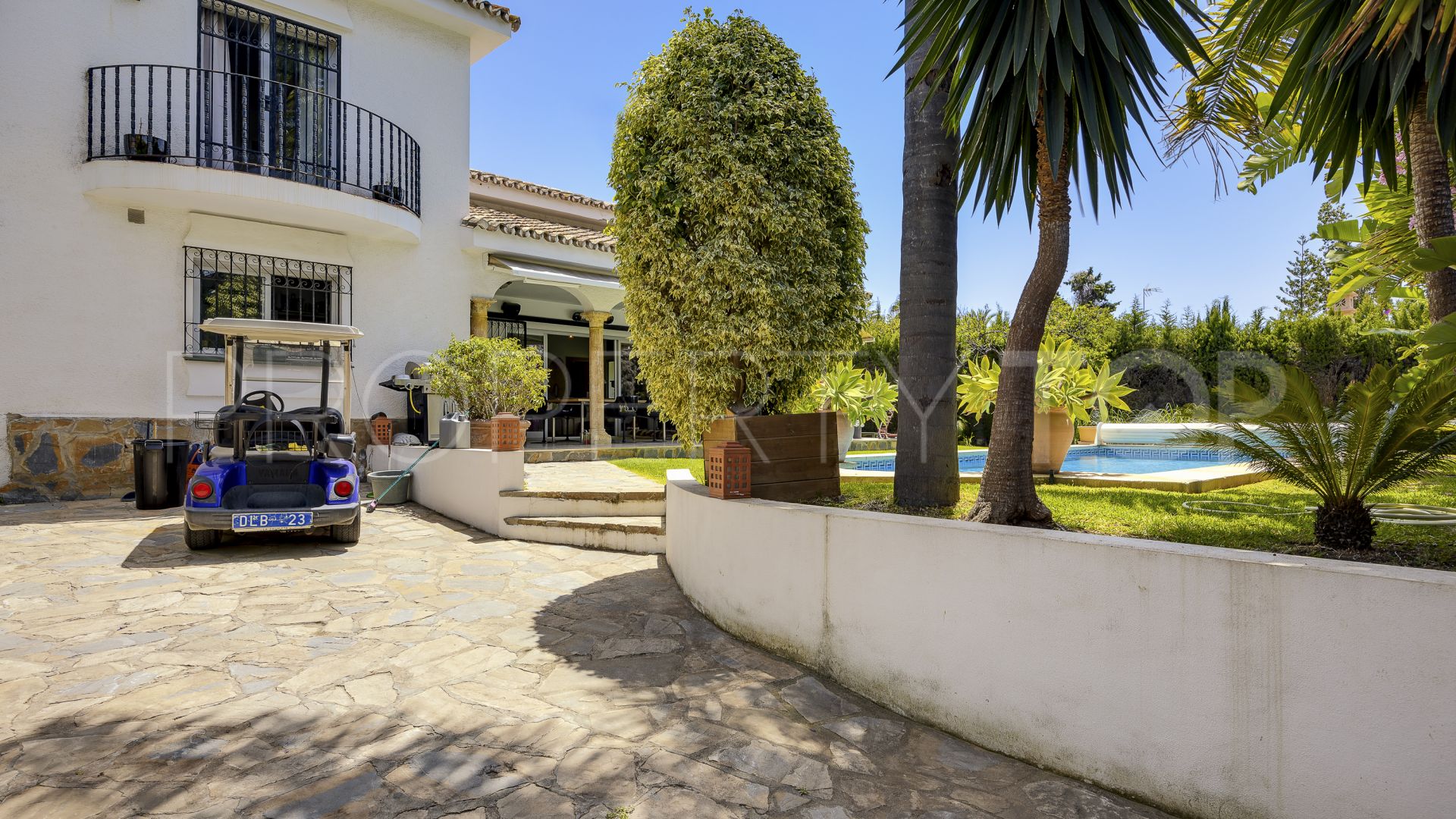 For sale villa in Guadalmina Alta