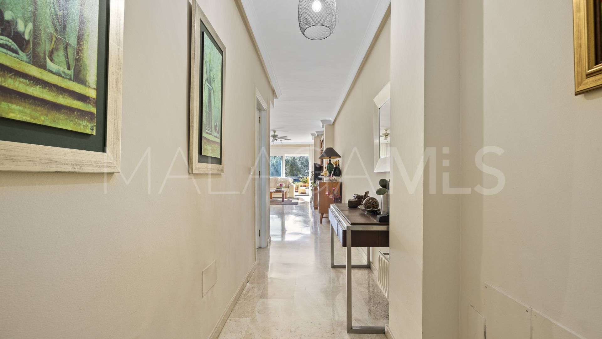 Lägenhet for sale in Guadalmina Alta