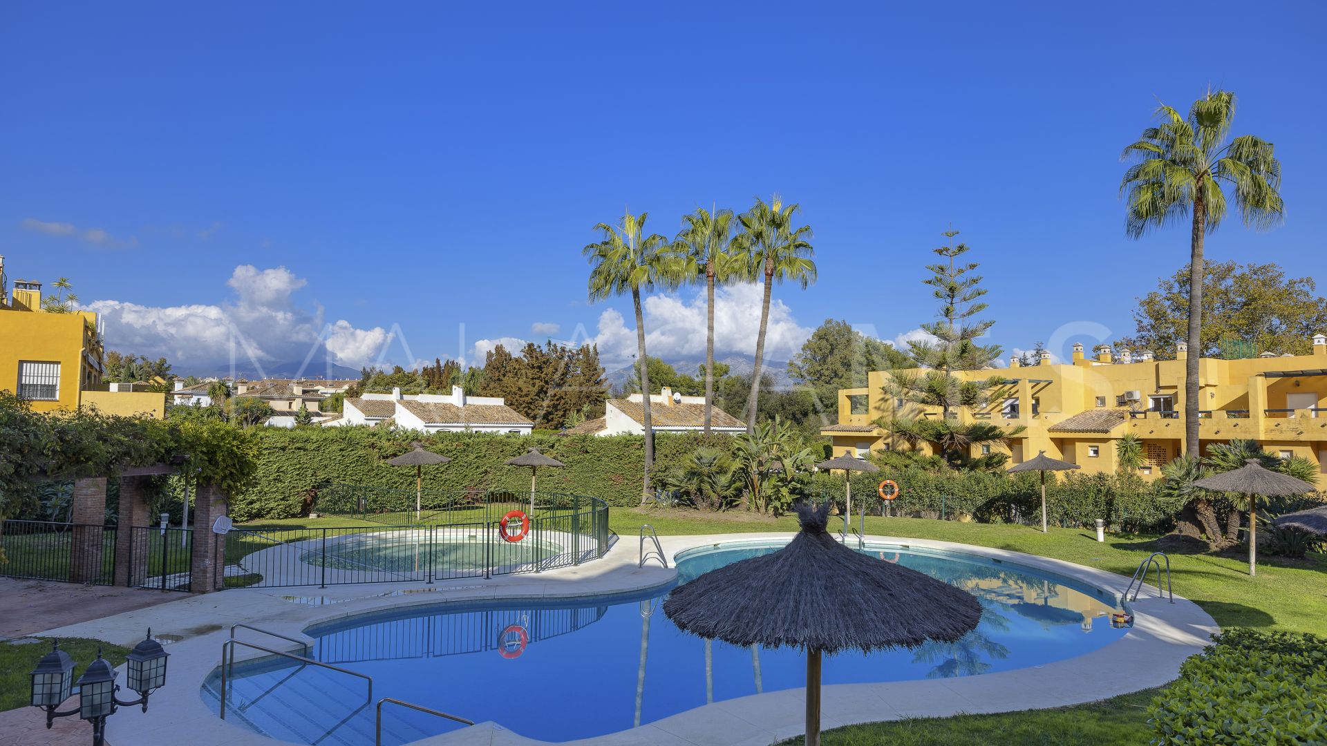 Lägenhet for sale in Guadalmina Alta