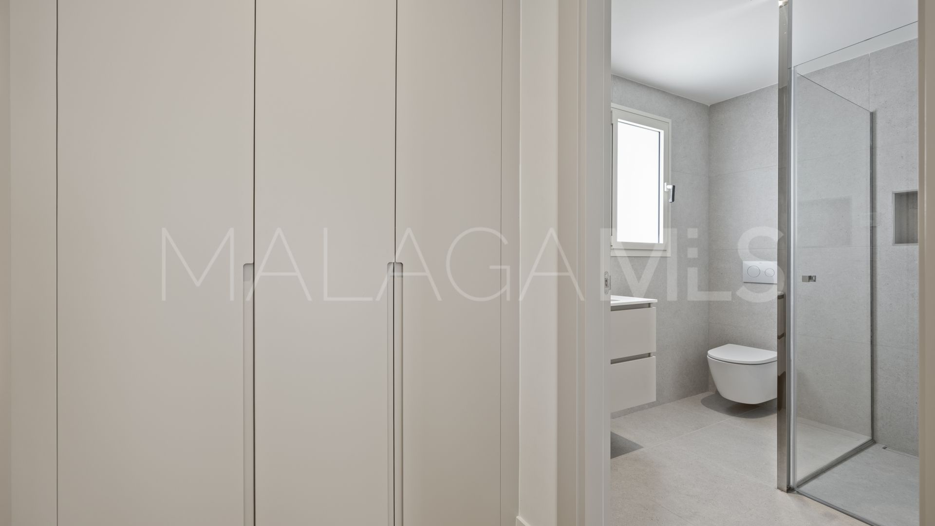 Villa for sale in Guadalmina Alta