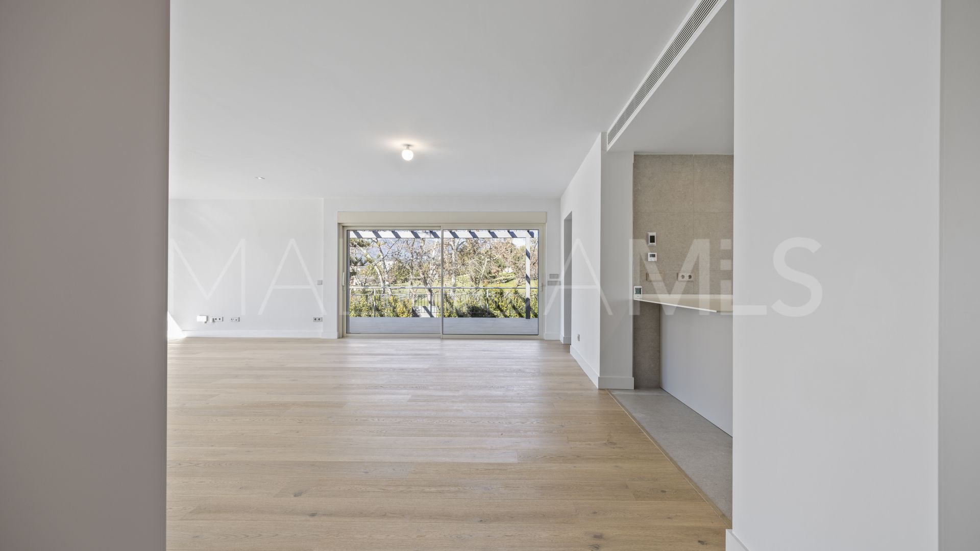 Villa for sale in Guadalmina Alta