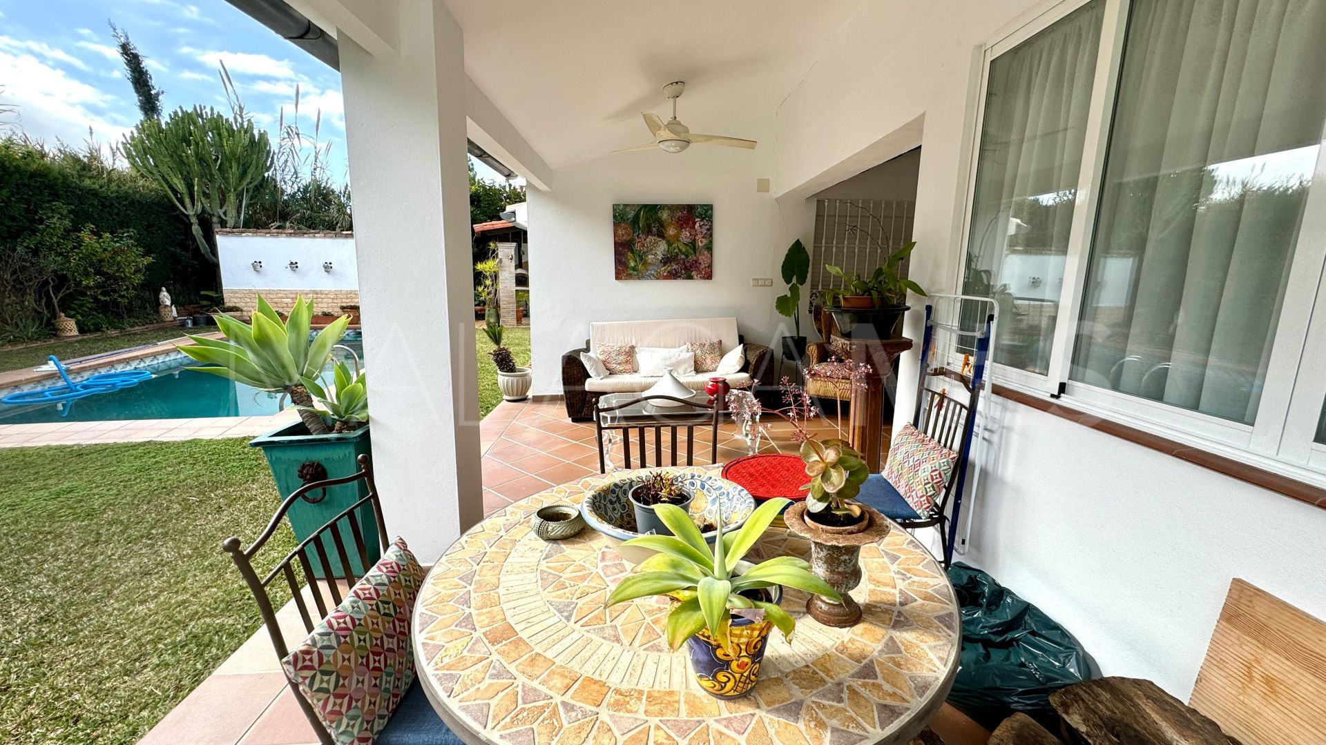 Atalaya 4 bedrooms villa for sale