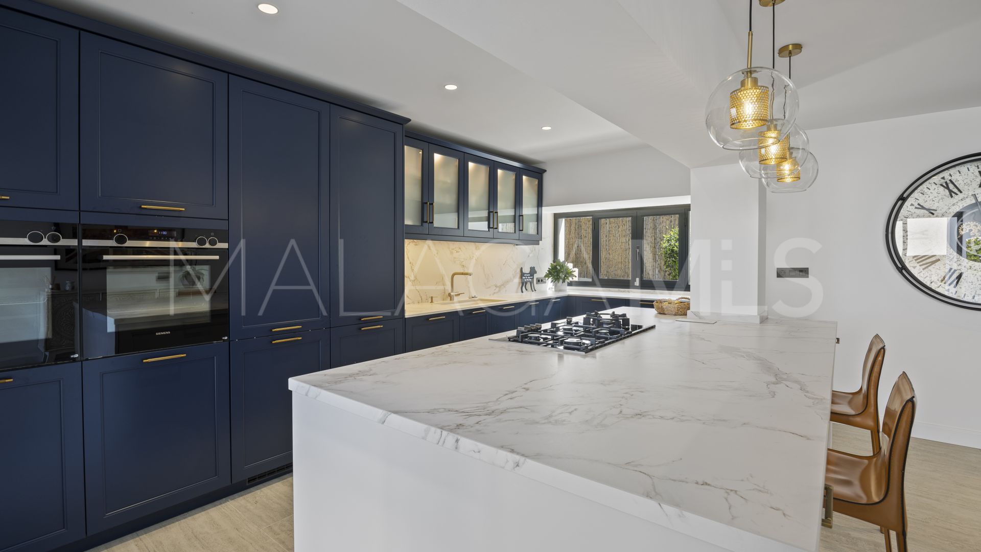 Villa for sale in Guadalmina Alta