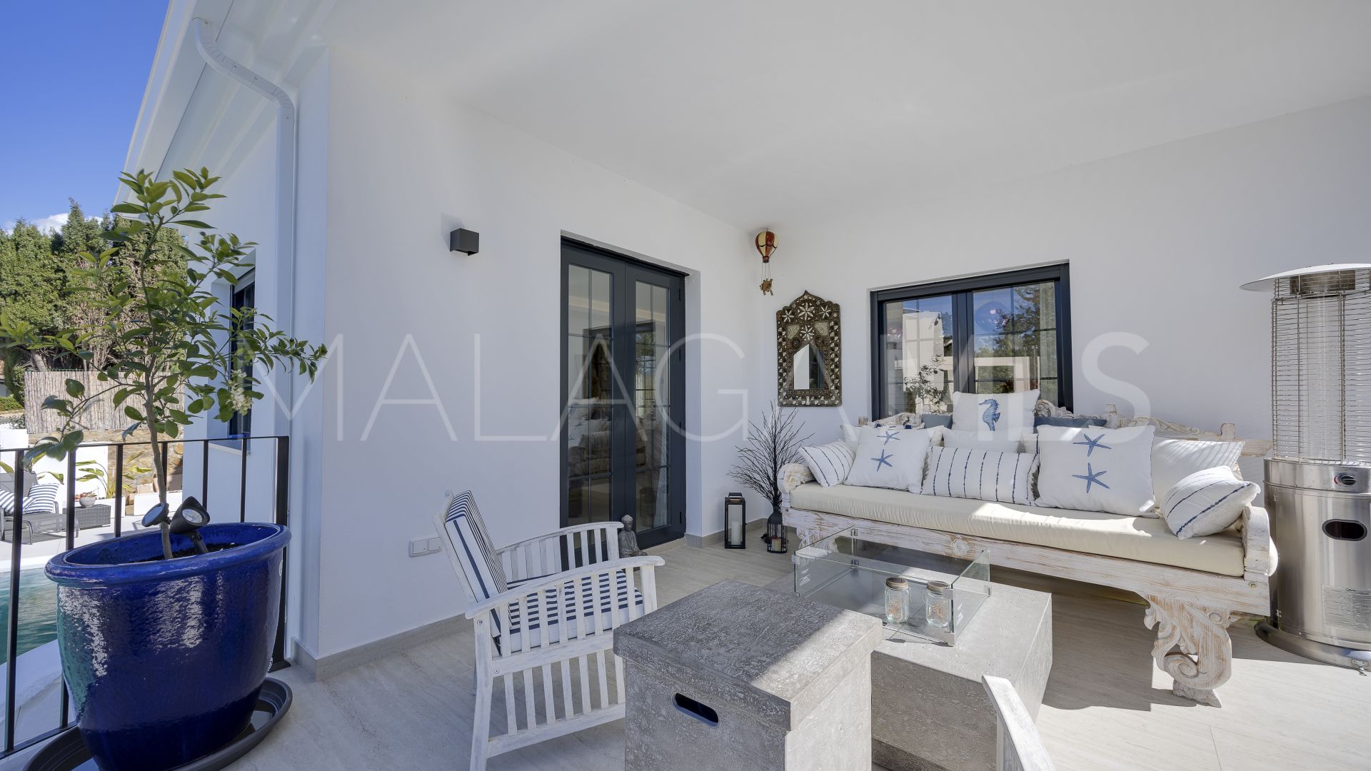 Villa for sale in Guadalmina Alta