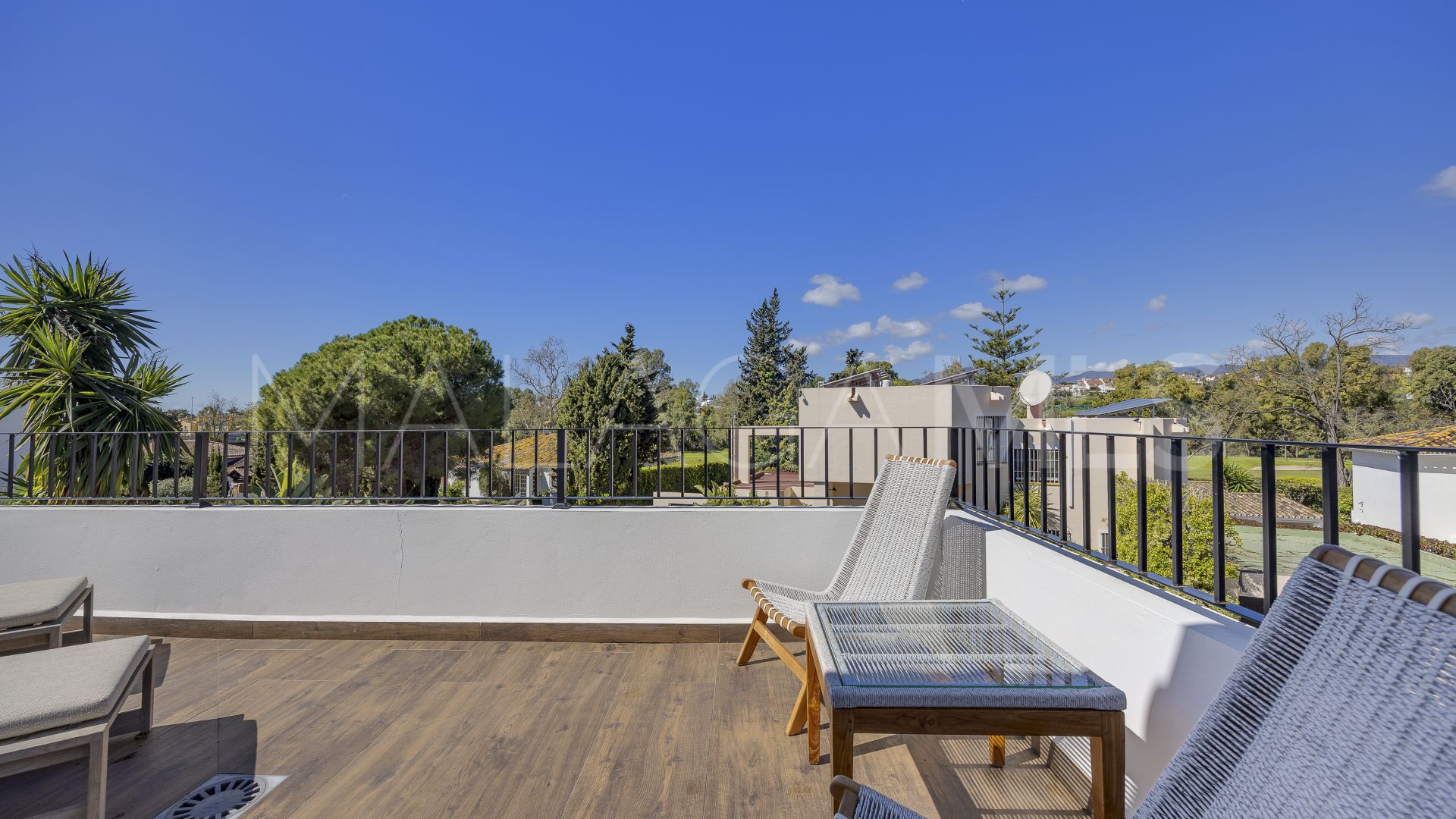 Villa for sale in Guadalmina Alta