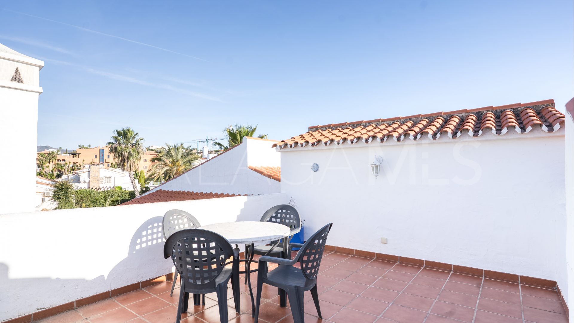 Takvåning for sale in Estepona