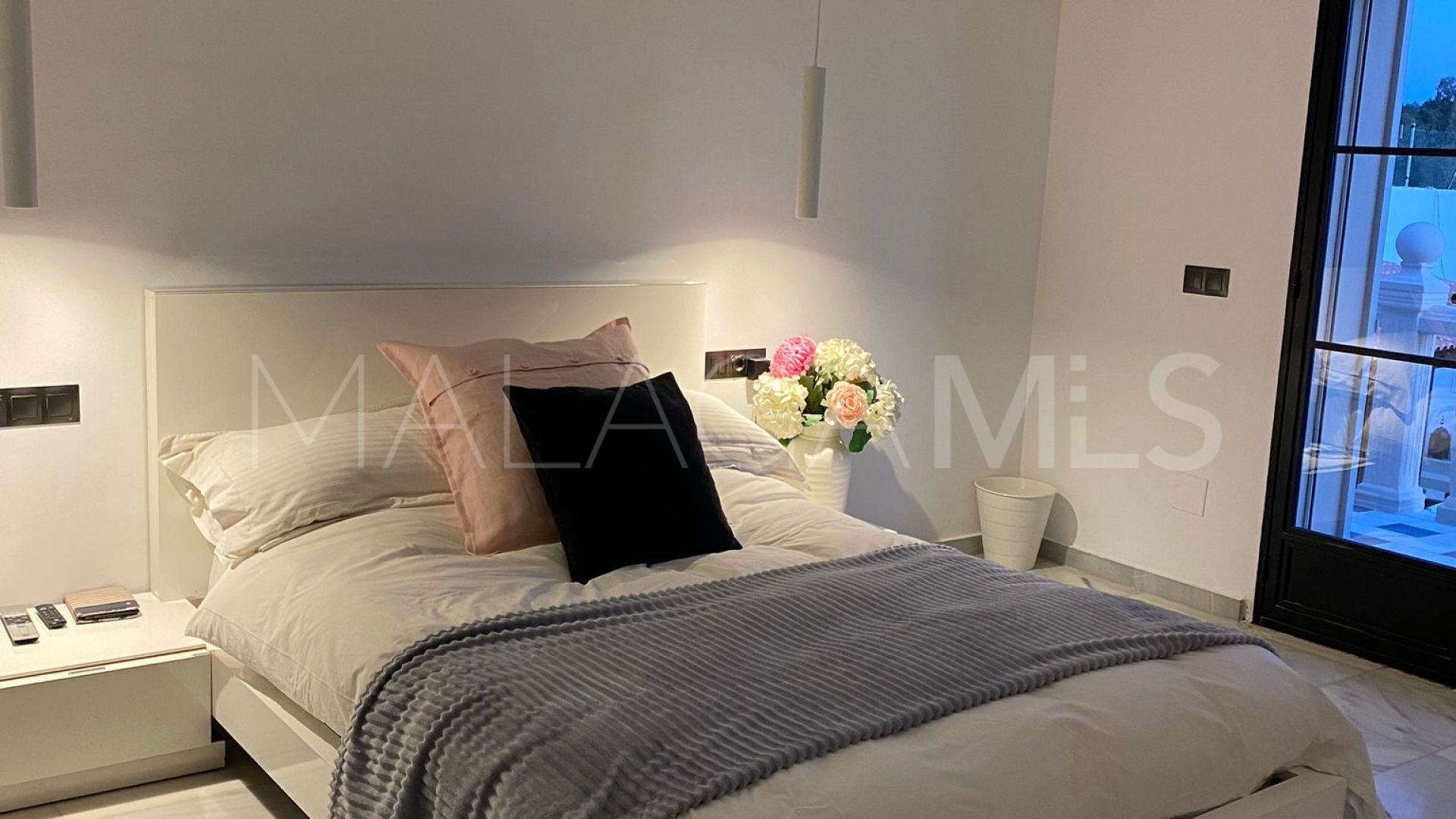 Villa with 5 bedrooms for sale in Guadalmina Alta