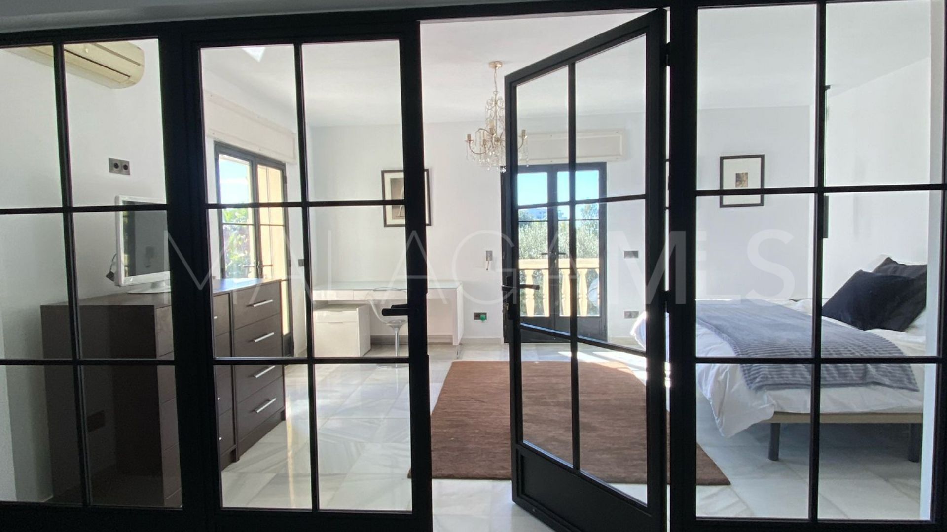 Villa with 5 bedrooms for sale in Guadalmina Alta