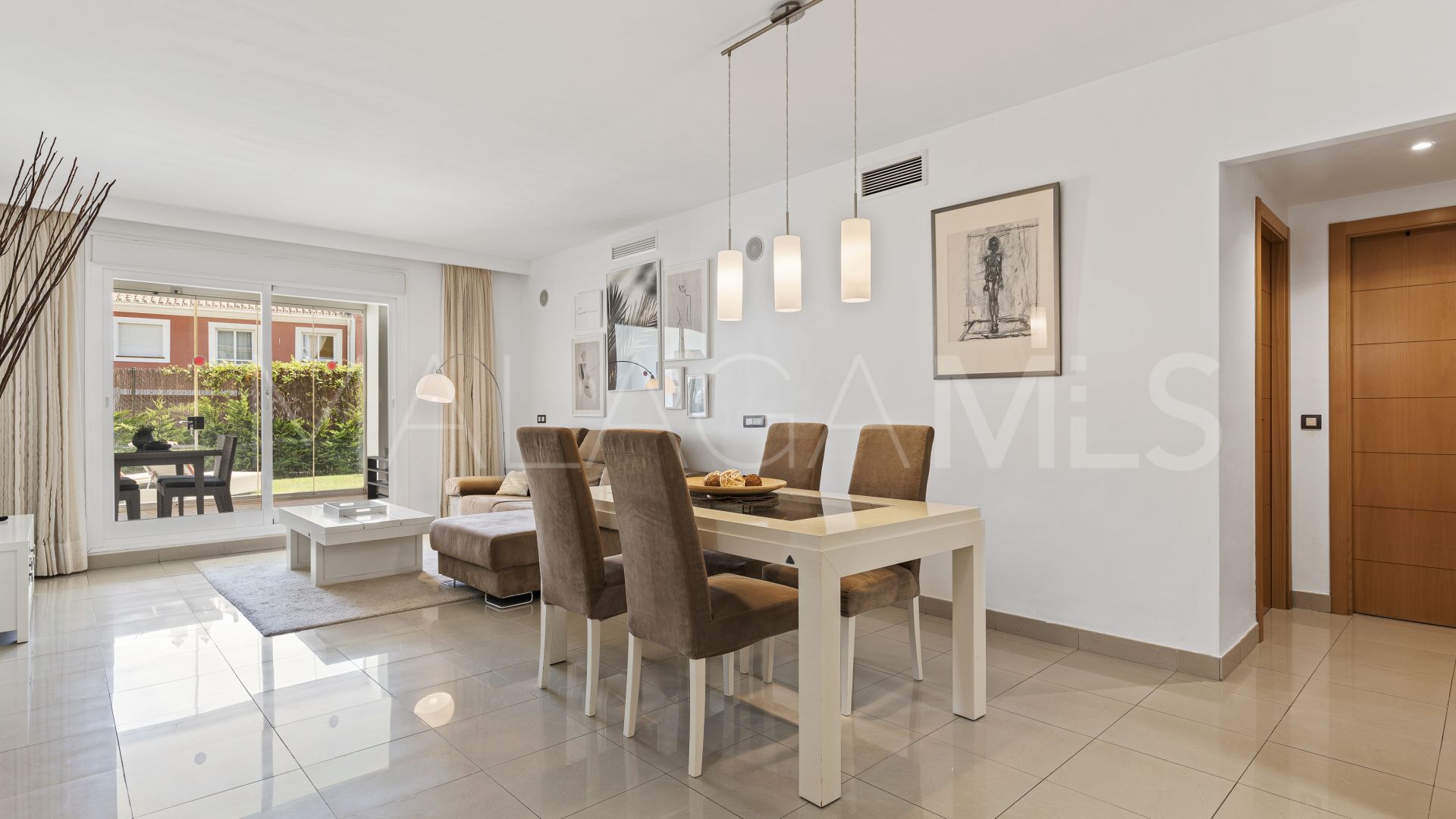 Lägenhet for sale in Estepona