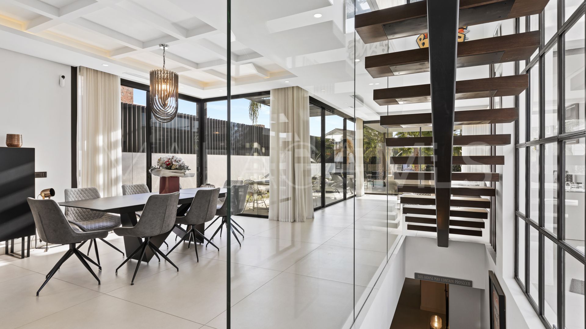 Villa for sale in San Pedro de Alcantara