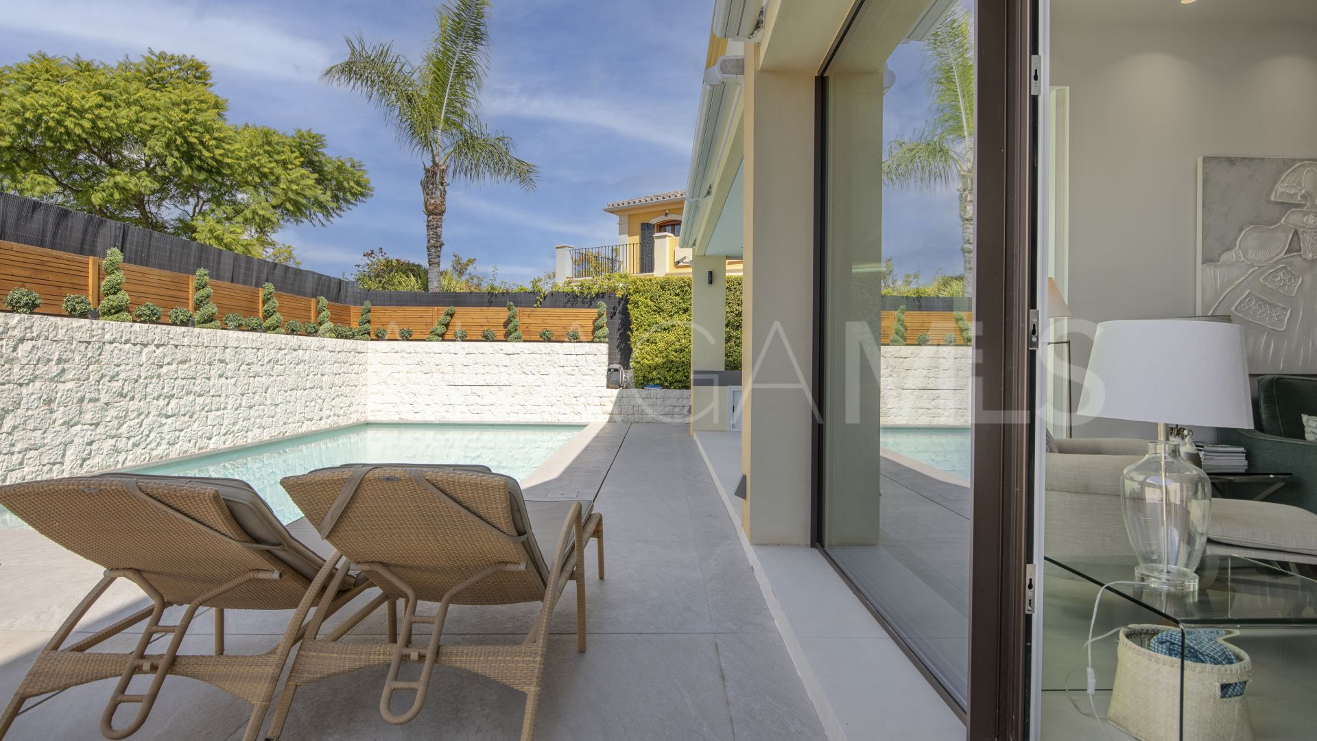 Villa for sale in Guadalmina Alta