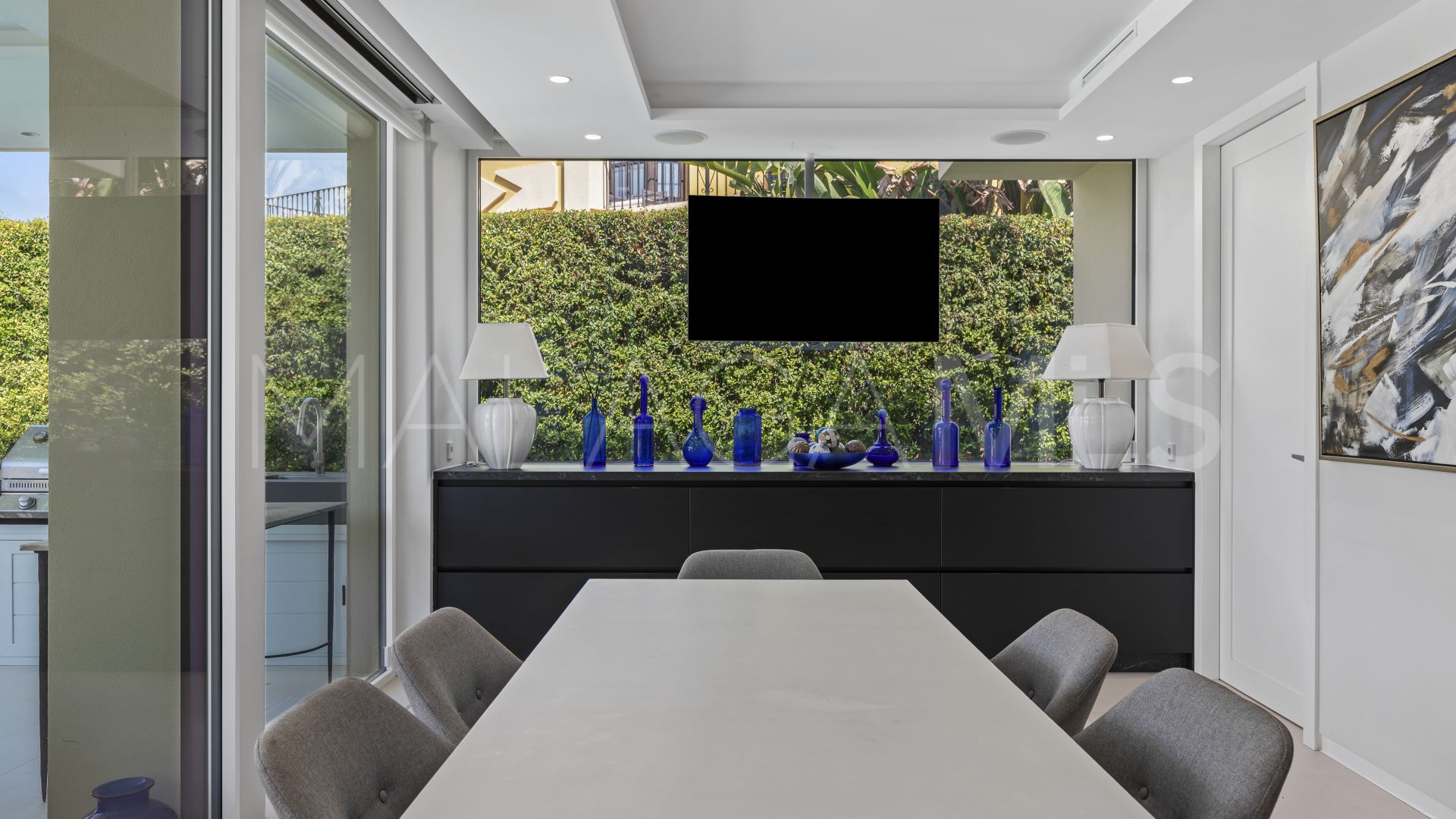 Villa for sale in Guadalmina Alta