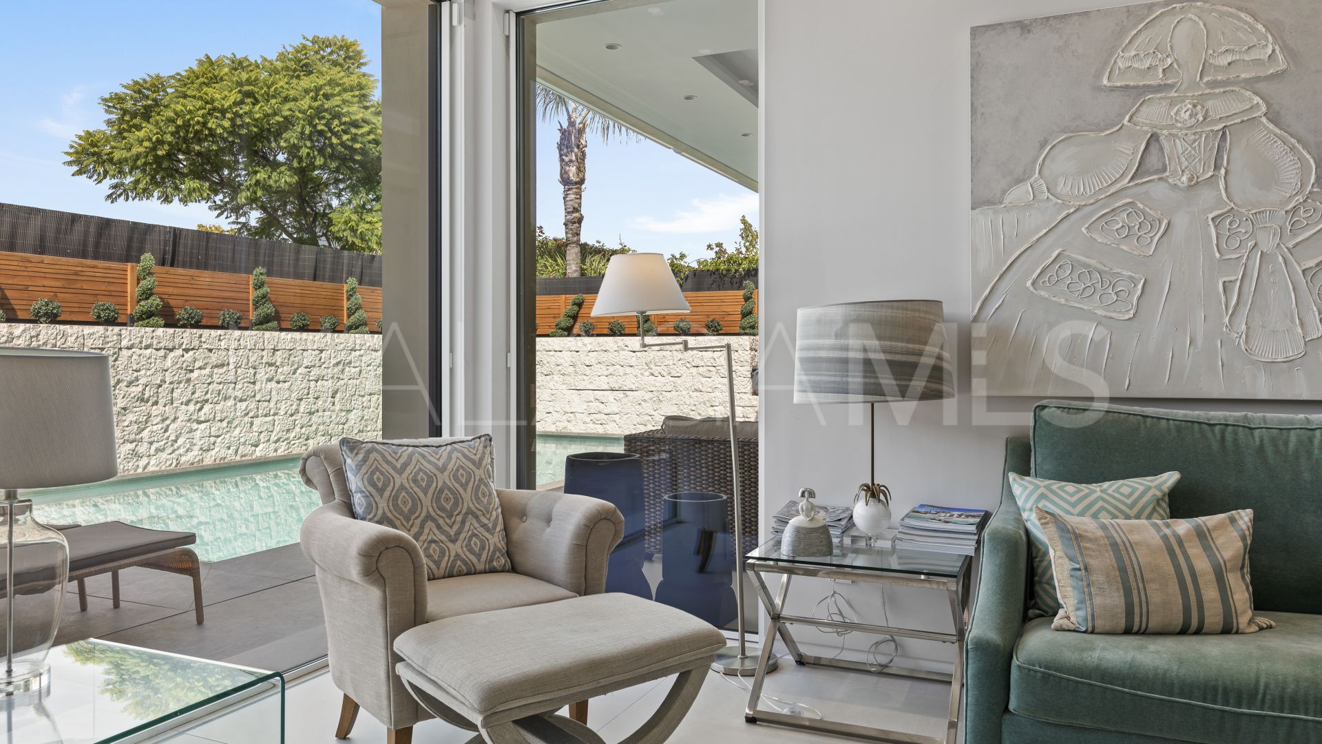 Villa for sale in Guadalmina Alta