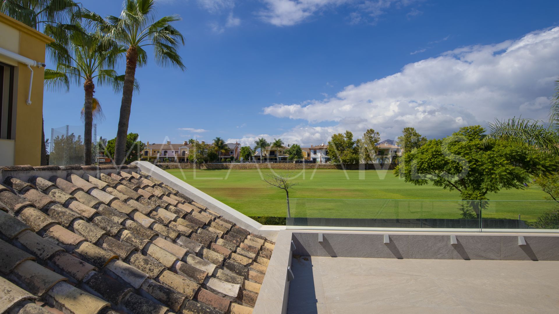 Villa for sale in Guadalmina Alta