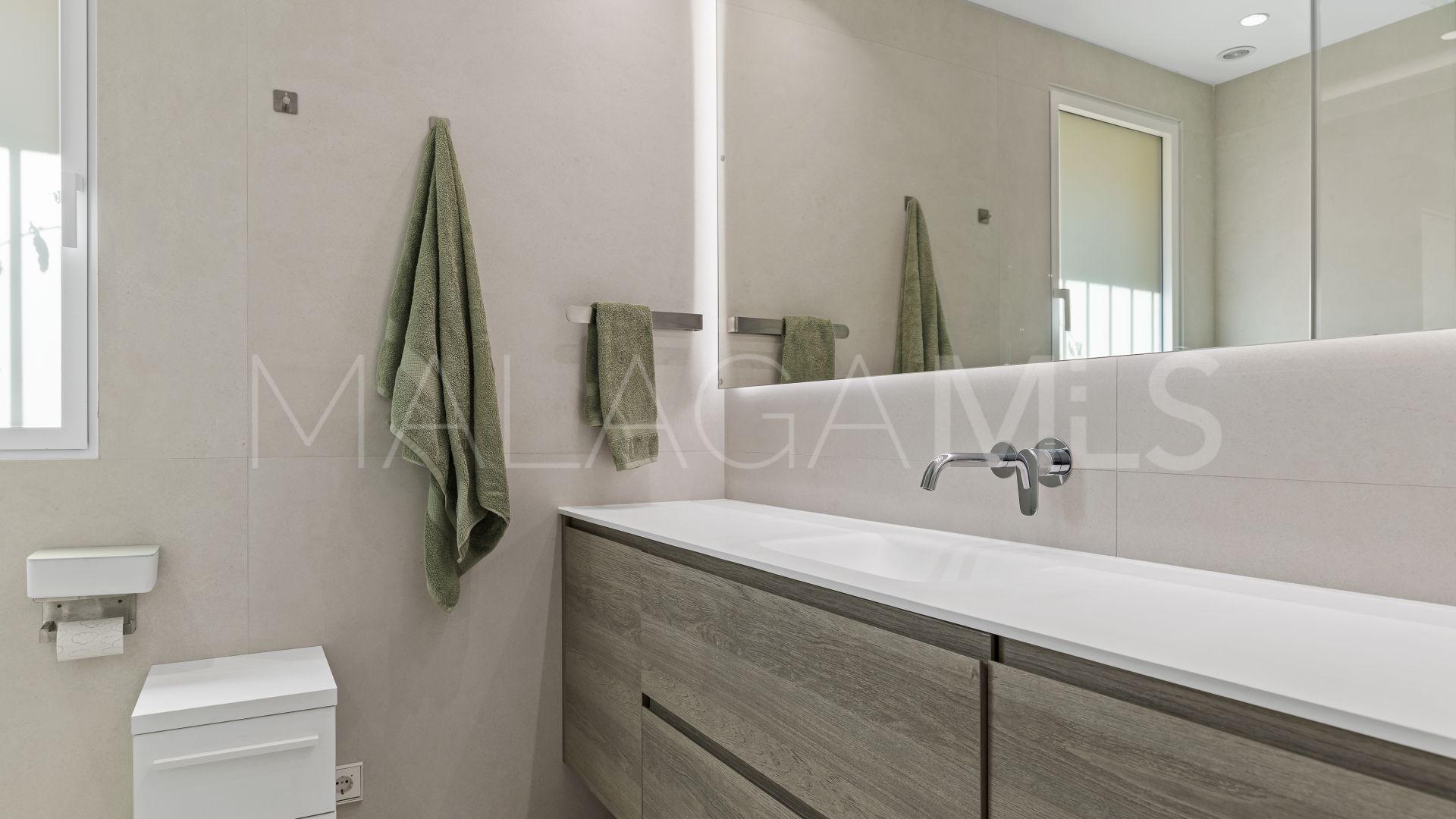 Villa for sale in Guadalmina Alta
