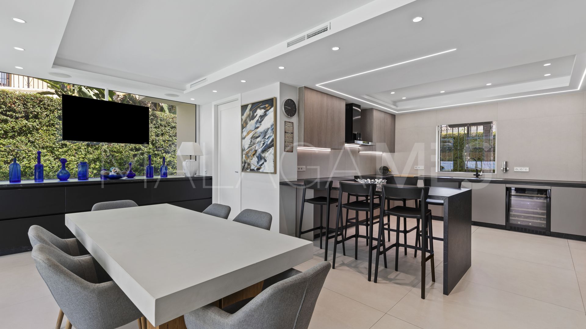 Villa for sale in Guadalmina Alta