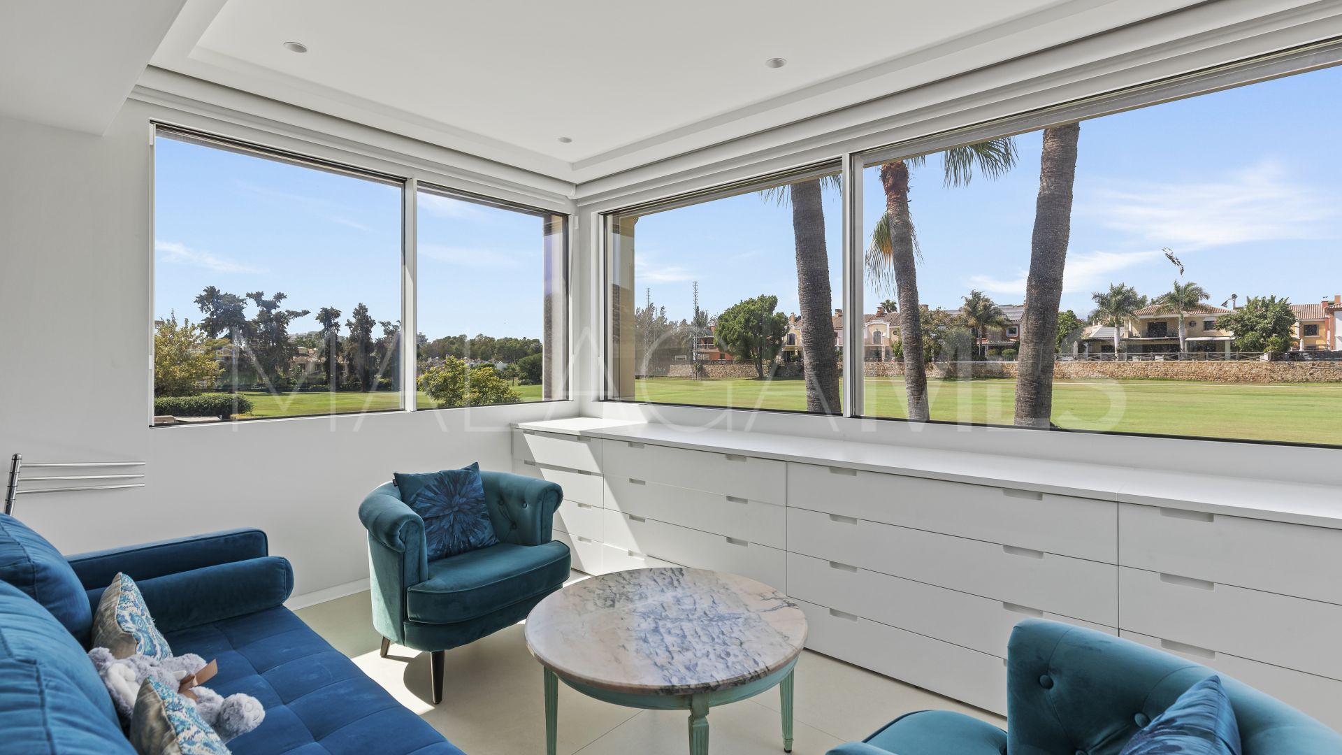 Villa for sale in Guadalmina Alta
